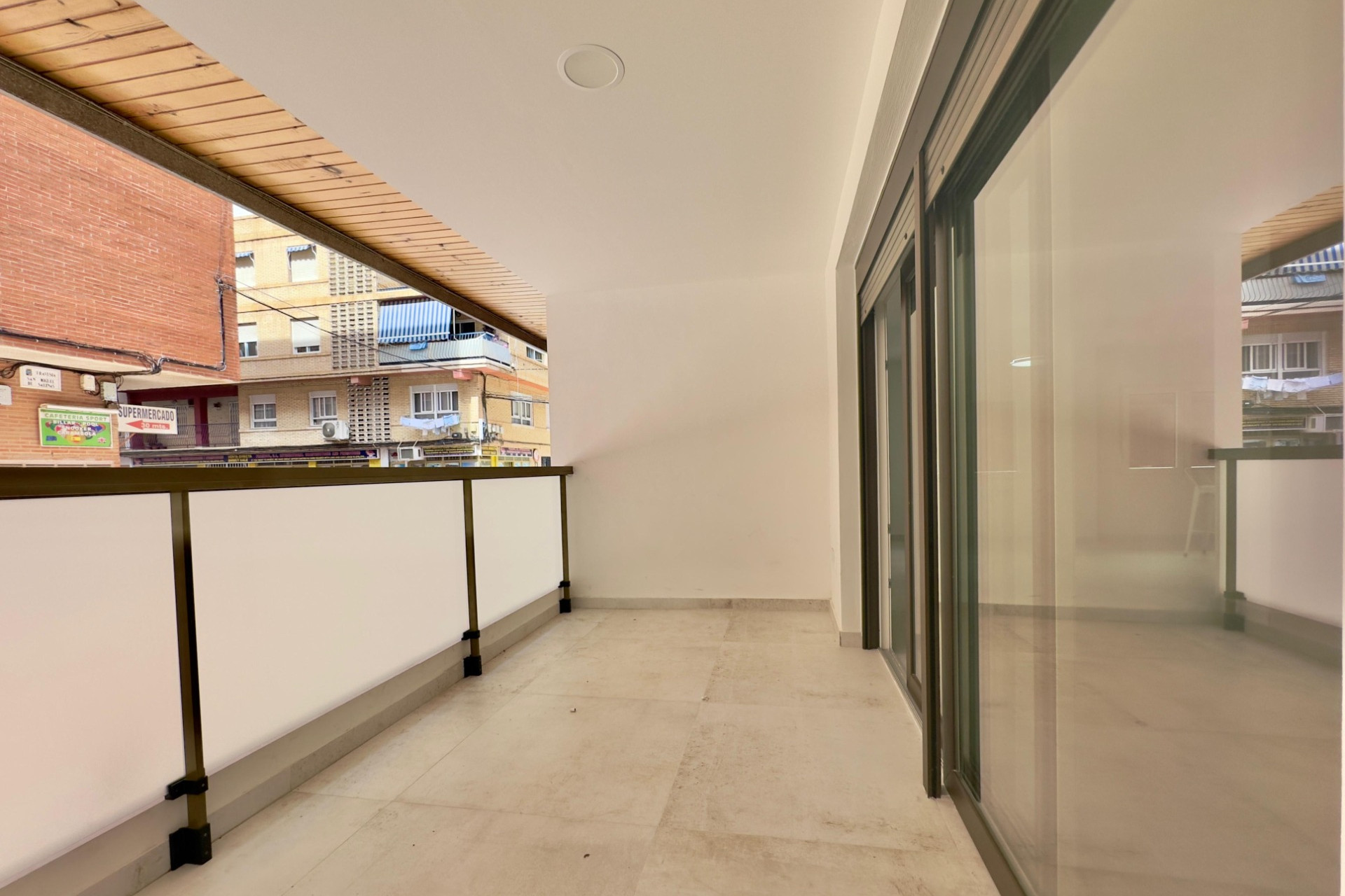 Resale - Apartment  - Torrevieja - Acequion