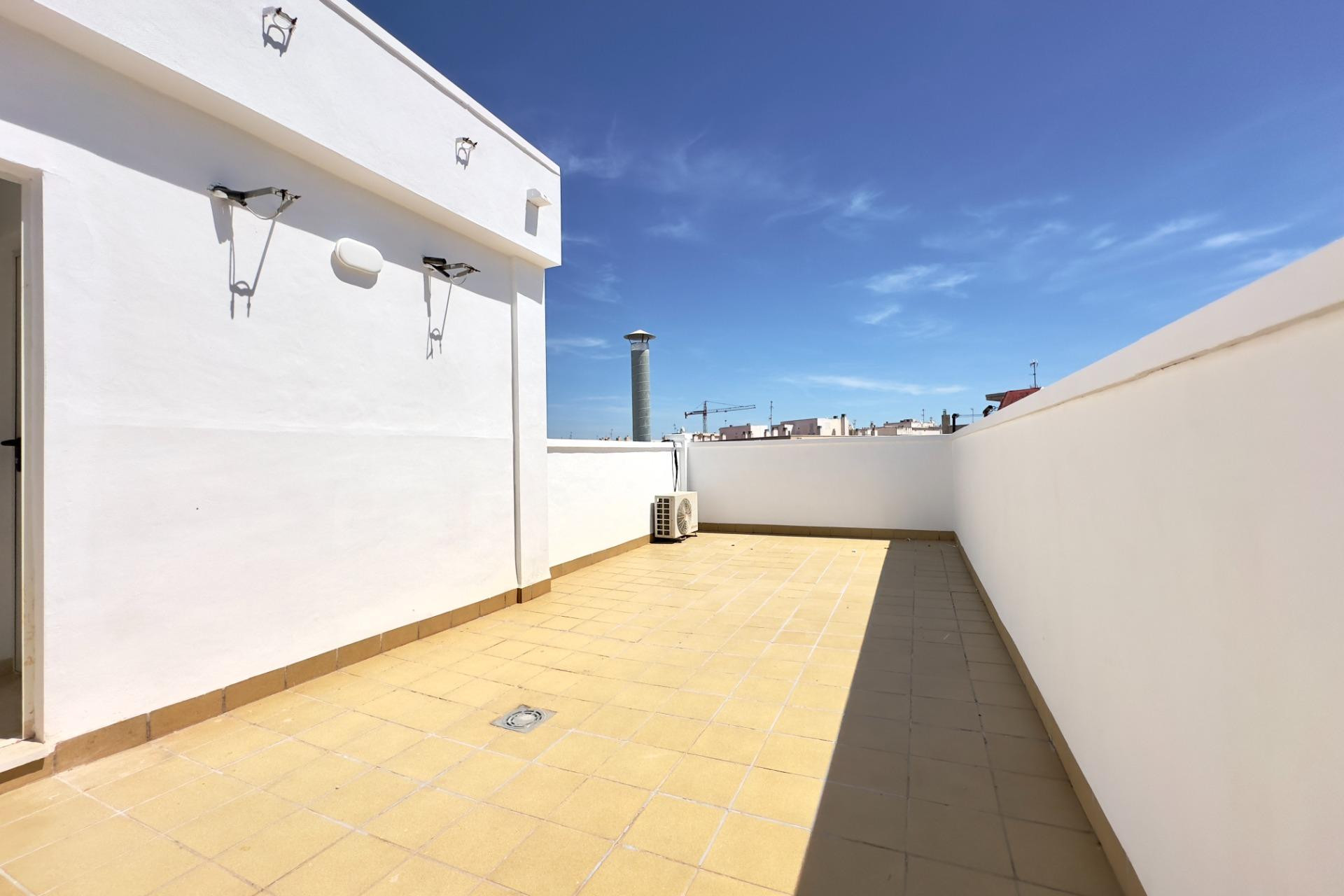 Resale - Apartment  - Torrevieja - Acequion