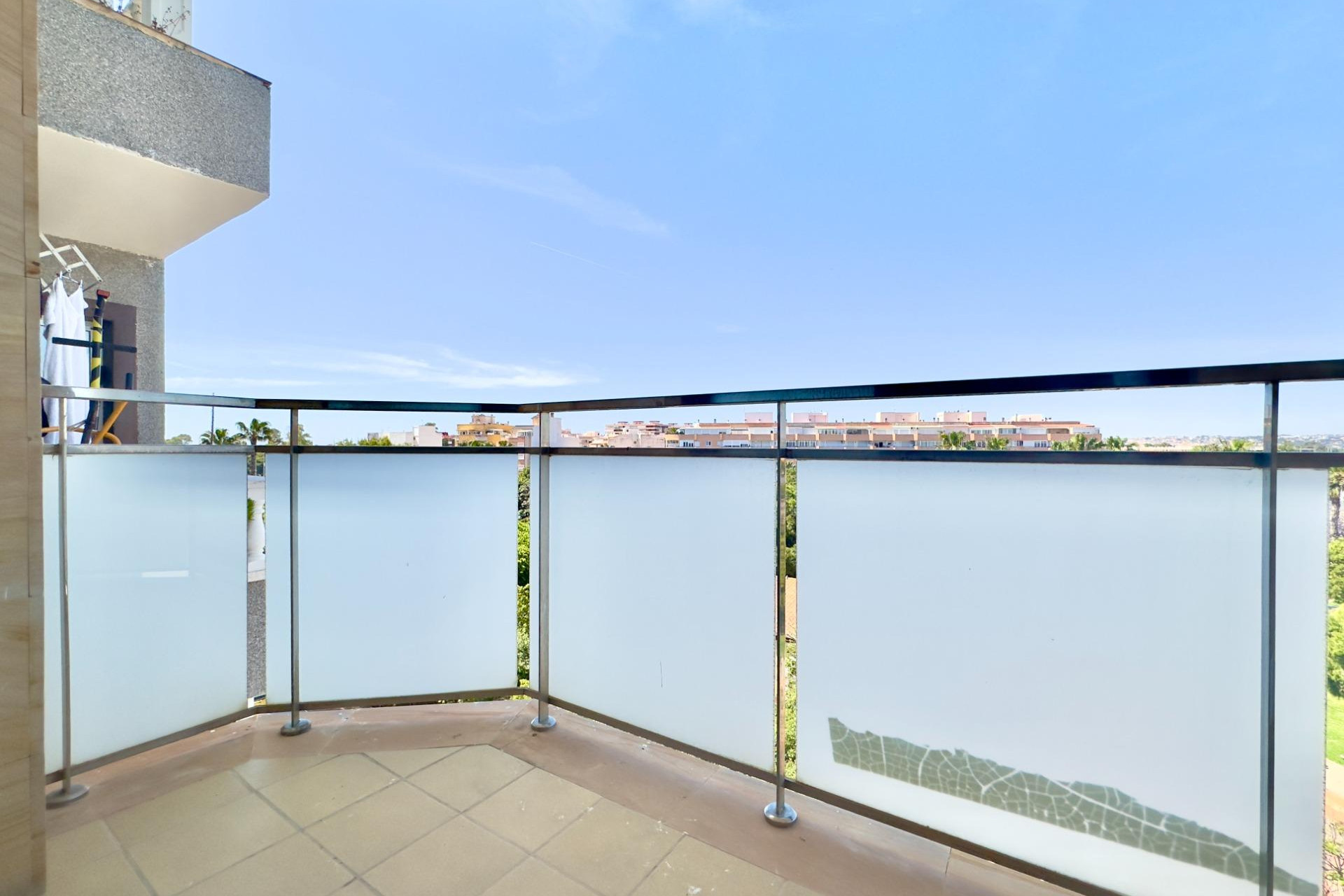 Resale - Apartment  - Torrevieja - Acequion