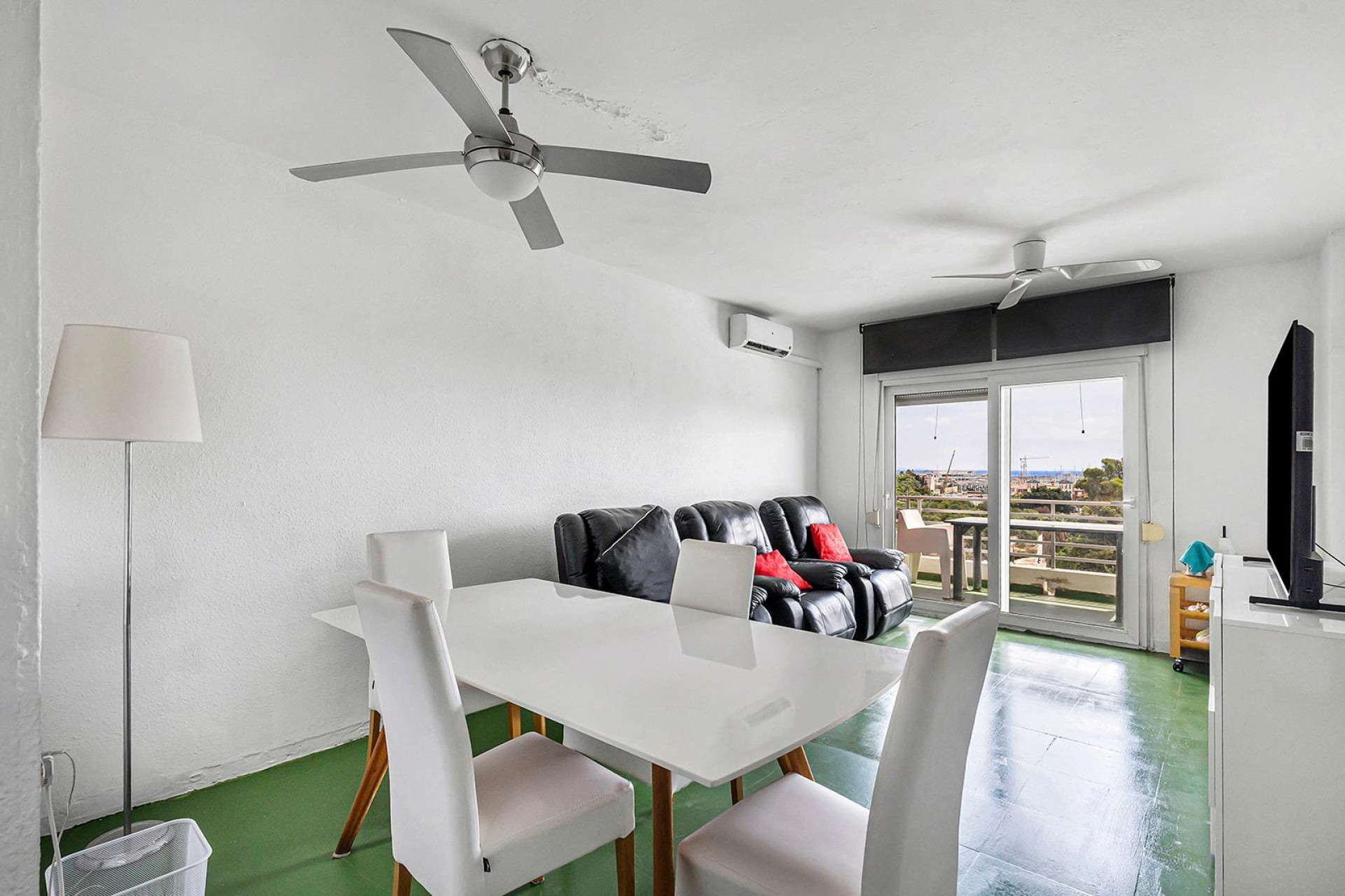 Resale - Apartment  - Torrevieja - Acequion