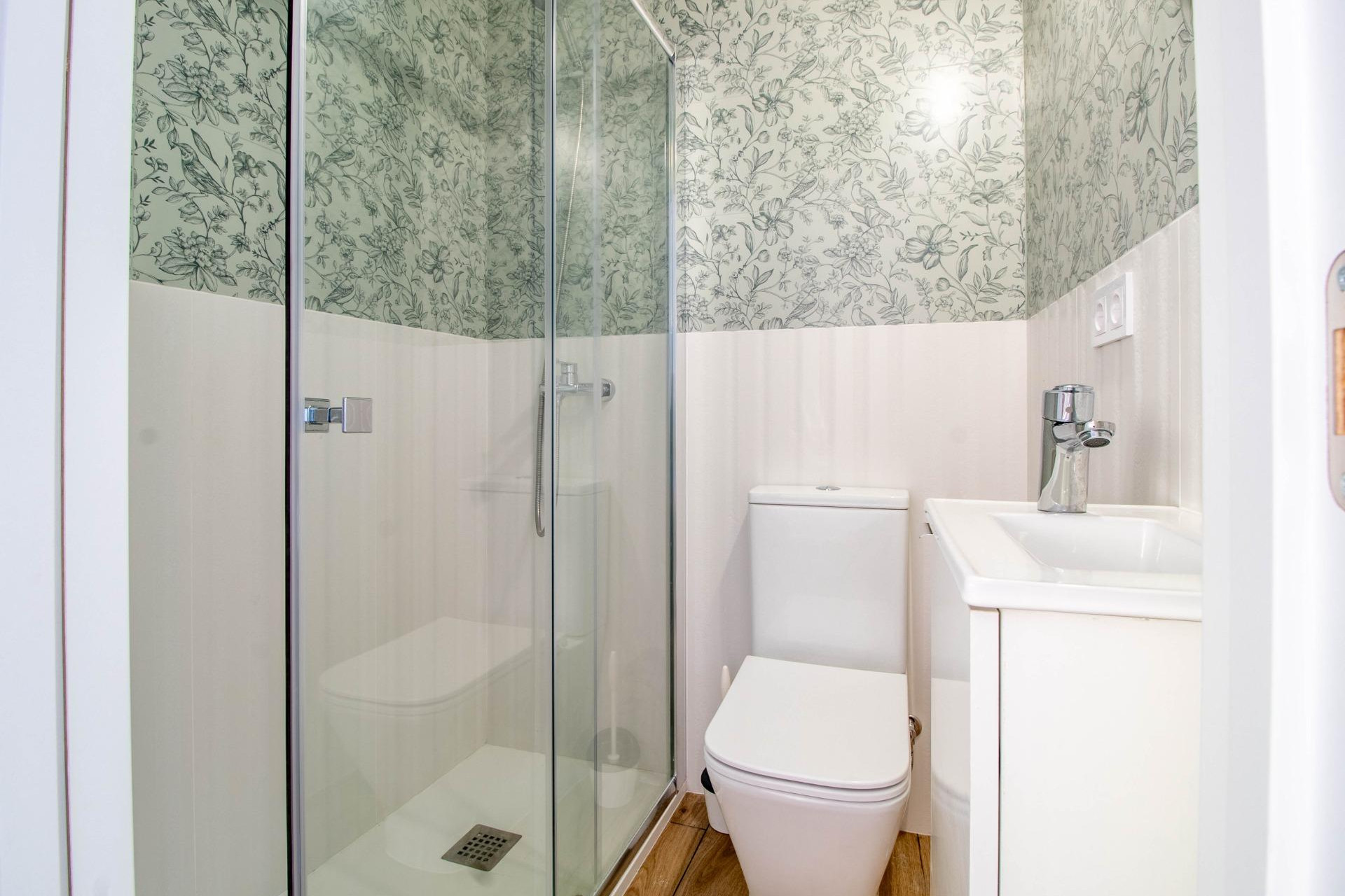 Resale - Apartment  - Torrevieja - Acequion