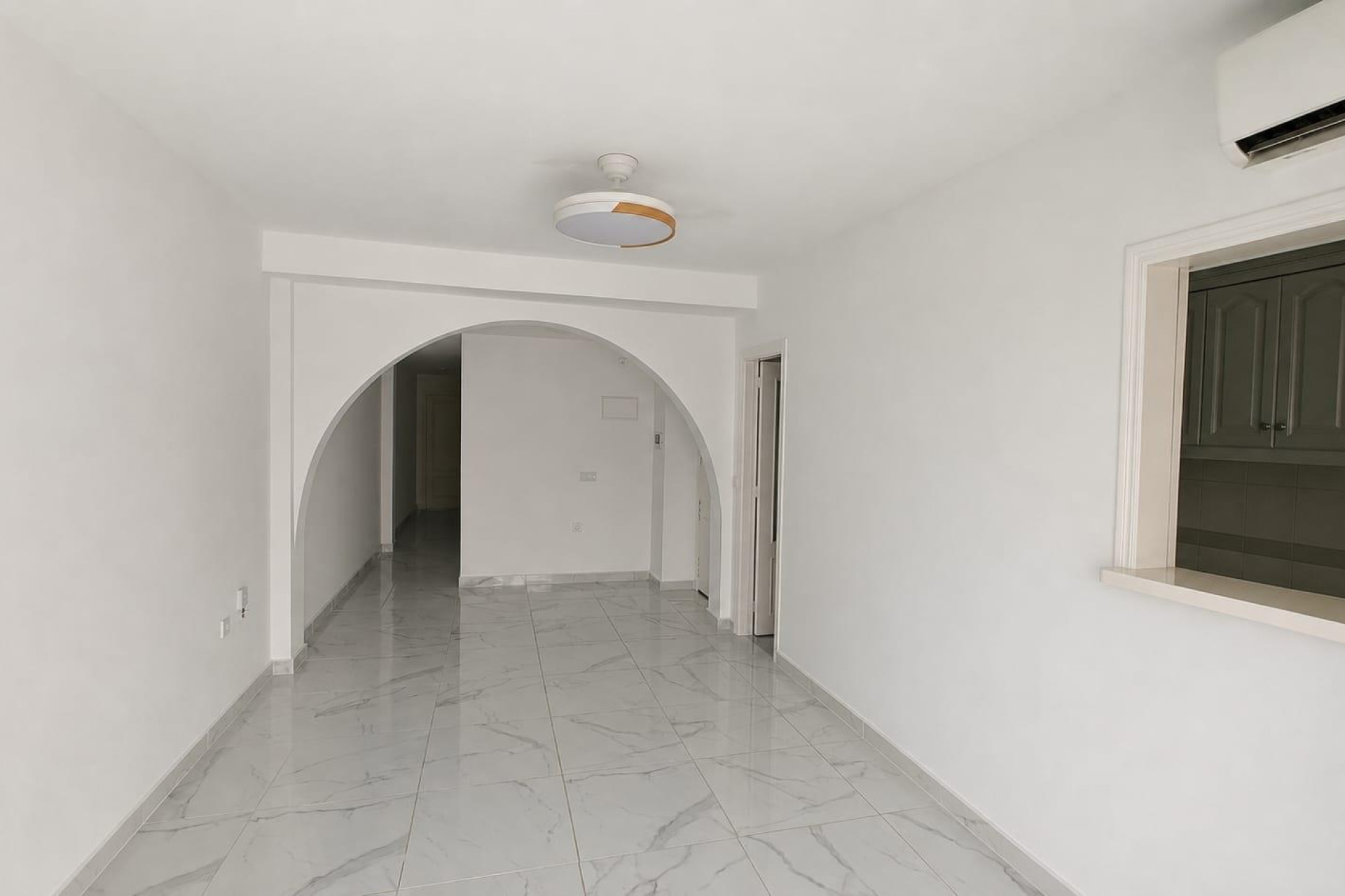 Resale - Apartment  - Torrevieja - Acequion
