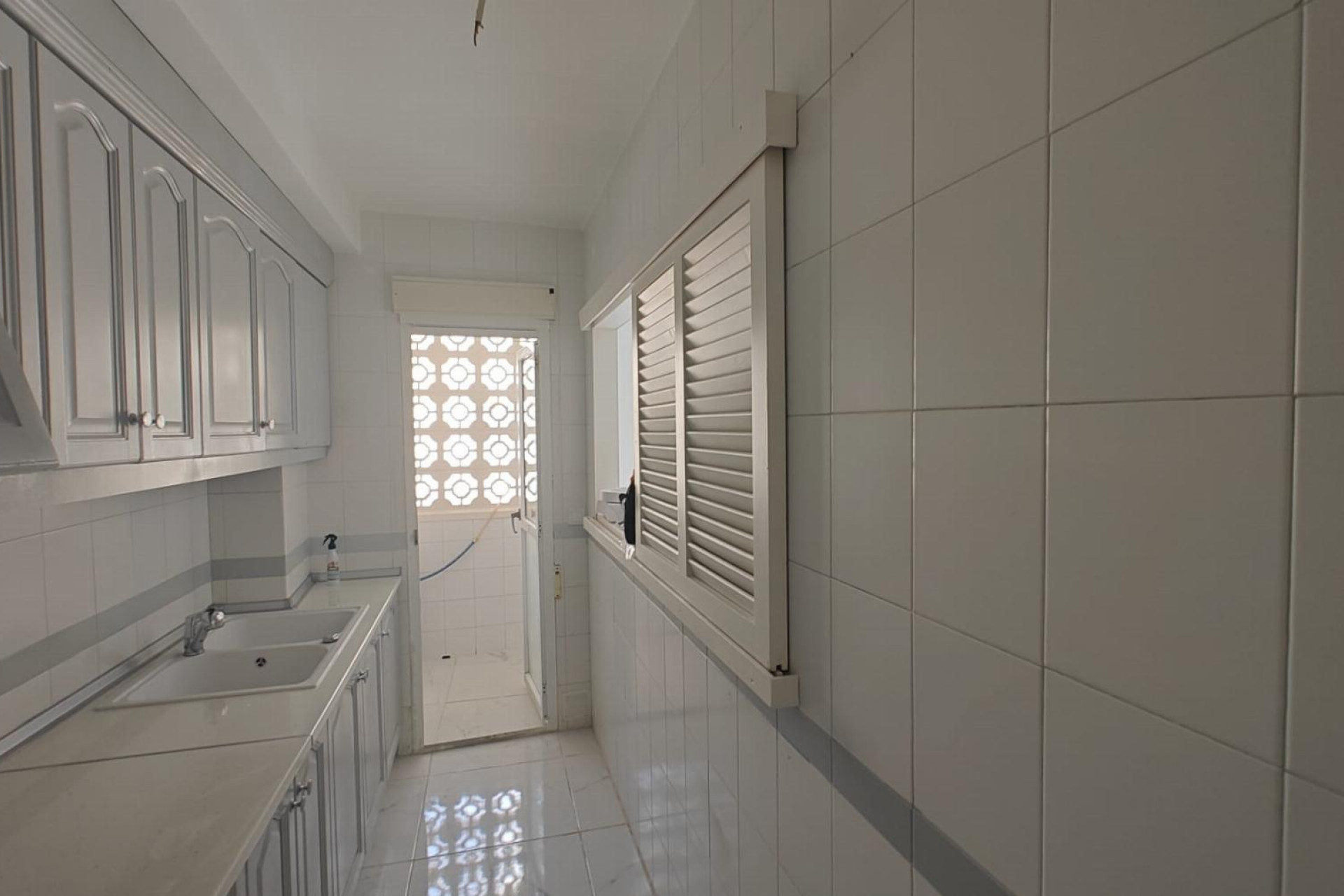 Resale - Apartment  - Torrevieja - Acequion