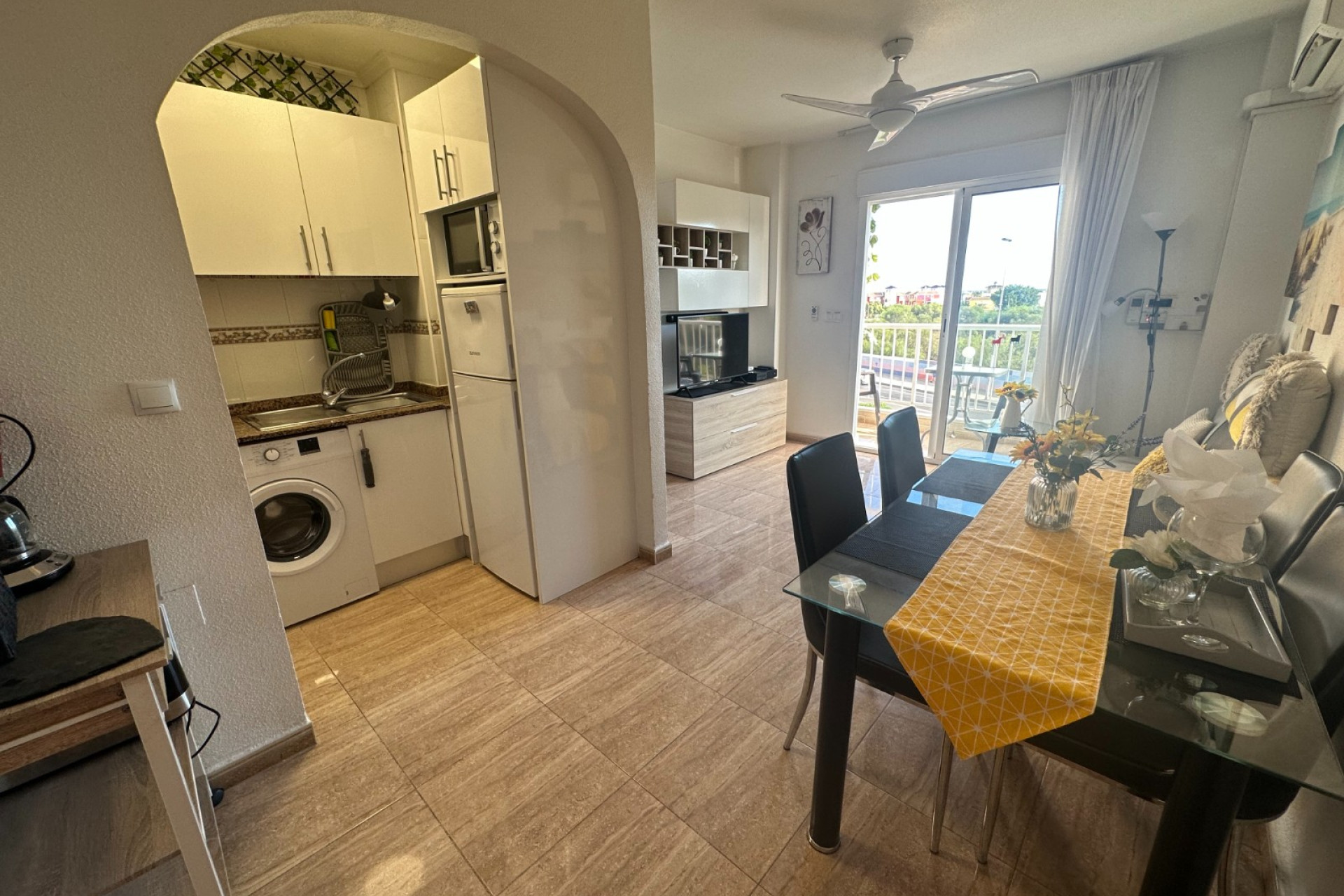 Resale - Apartment  - Torrevieja - Acequion