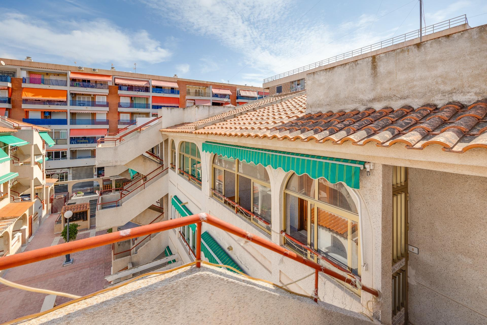 Resale - Apartment  - Torrevieja - Acequion