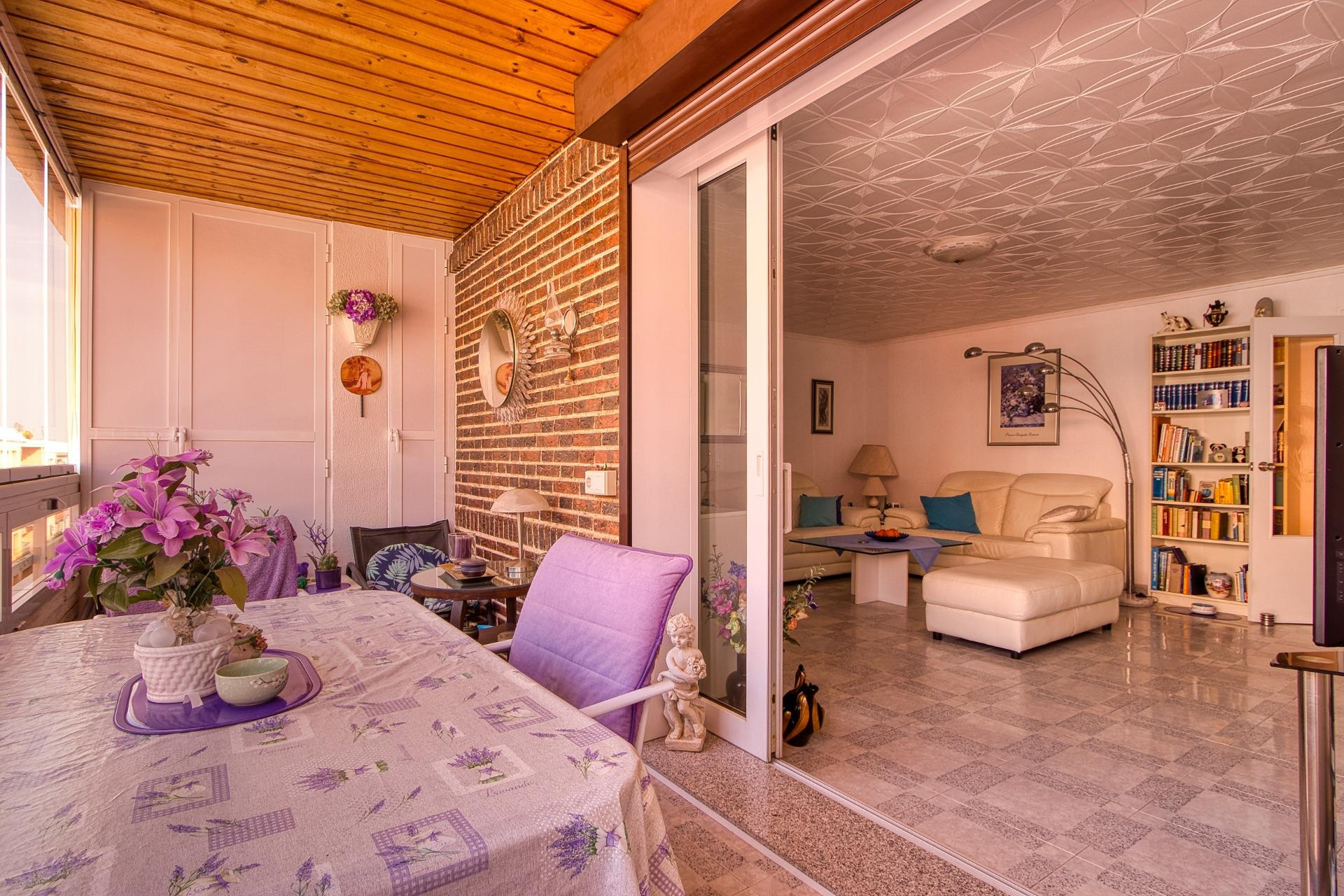 Resale - Apartment  - Torrevieja - Acequion