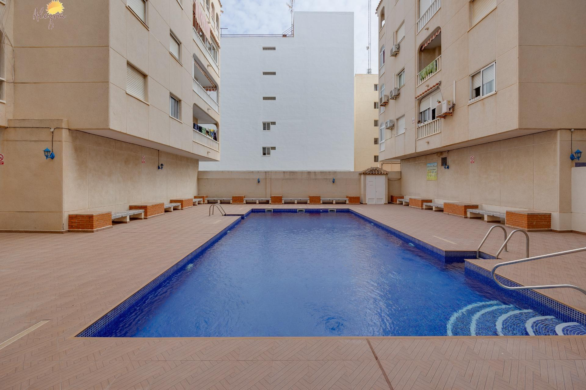 Resale - Apartment  - Torrevieja - Acequion