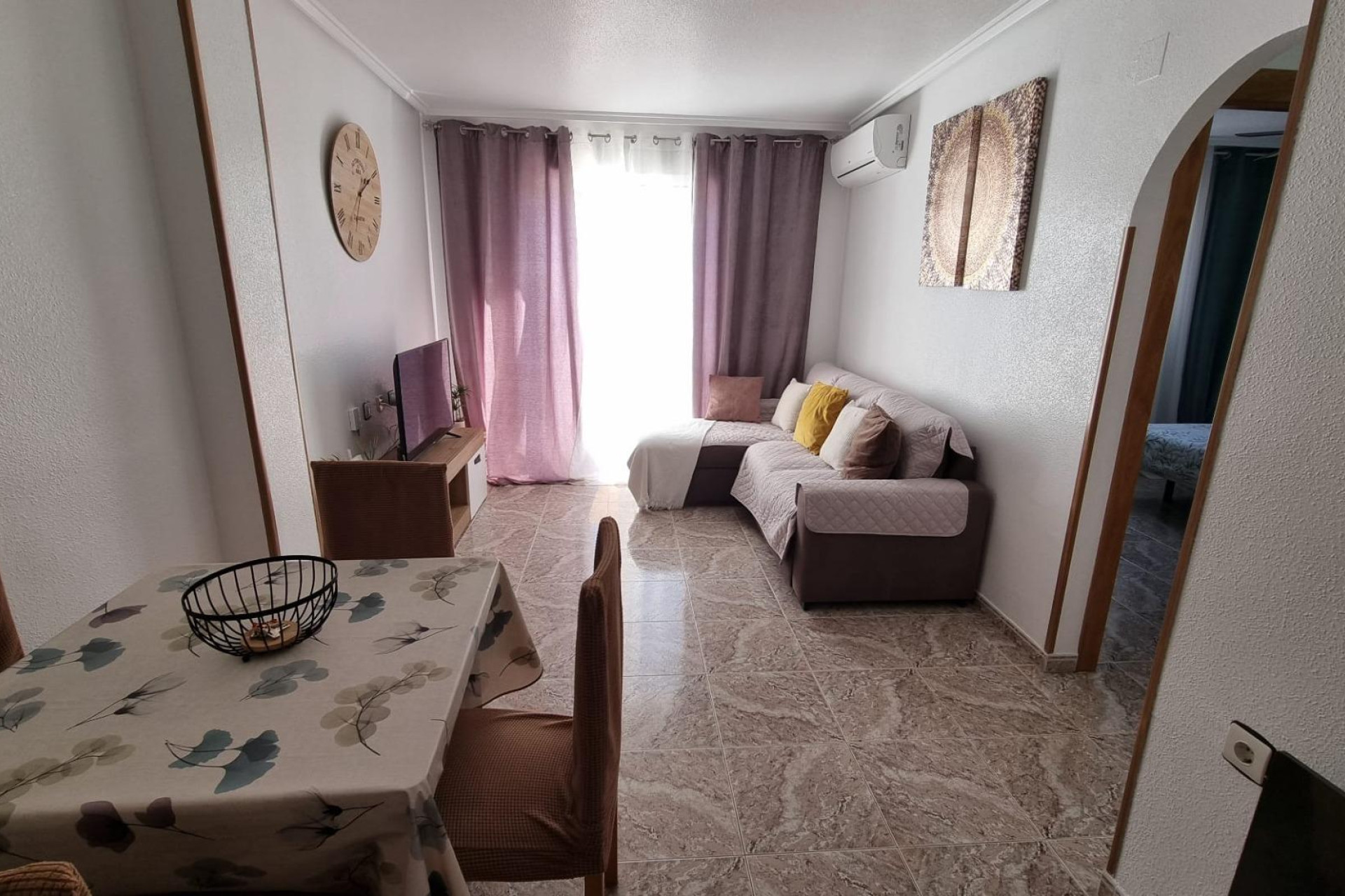 Resale - Apartment  - Torrevieja - Acequion