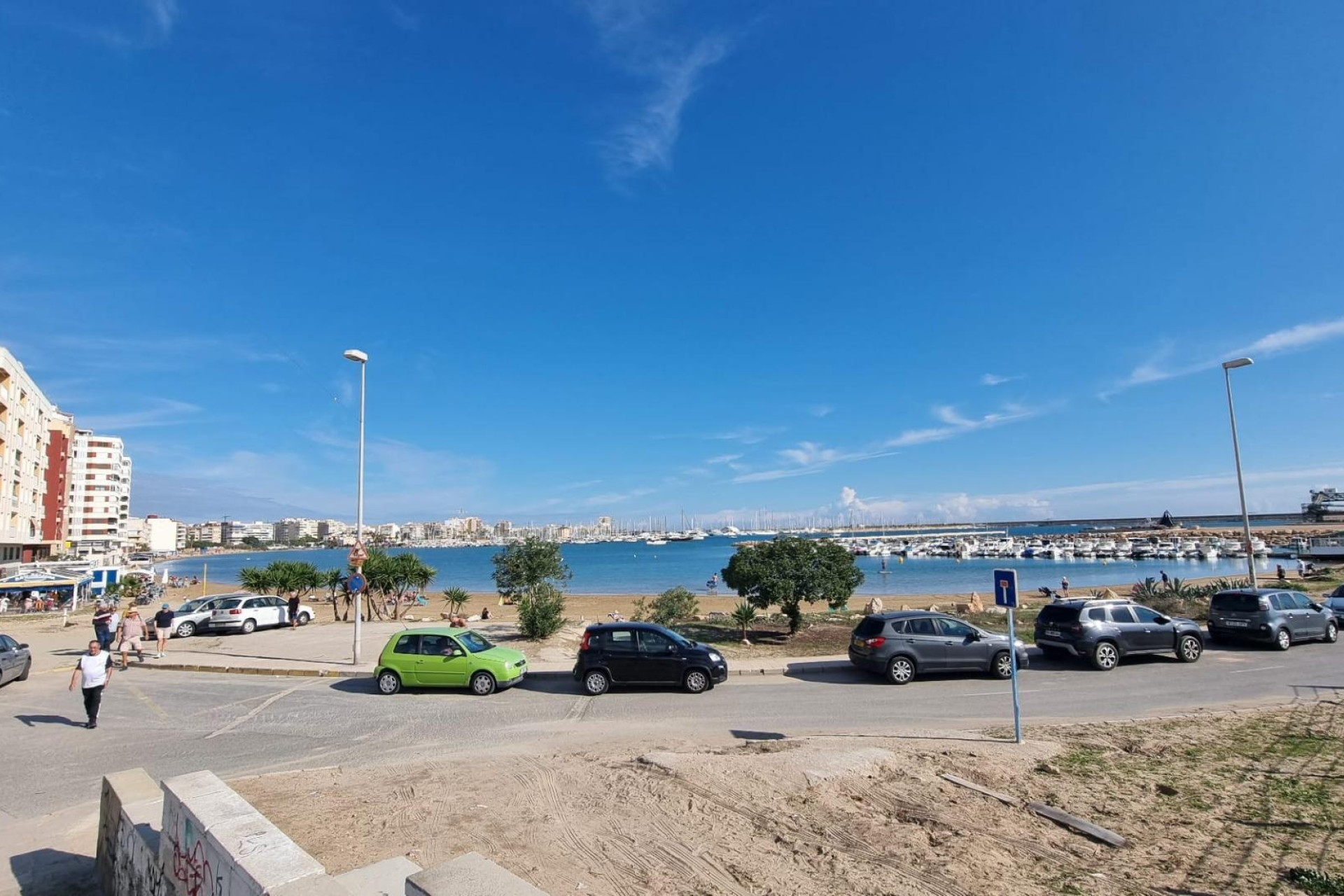 Resale - Apartment  - Torrevieja - Acequion