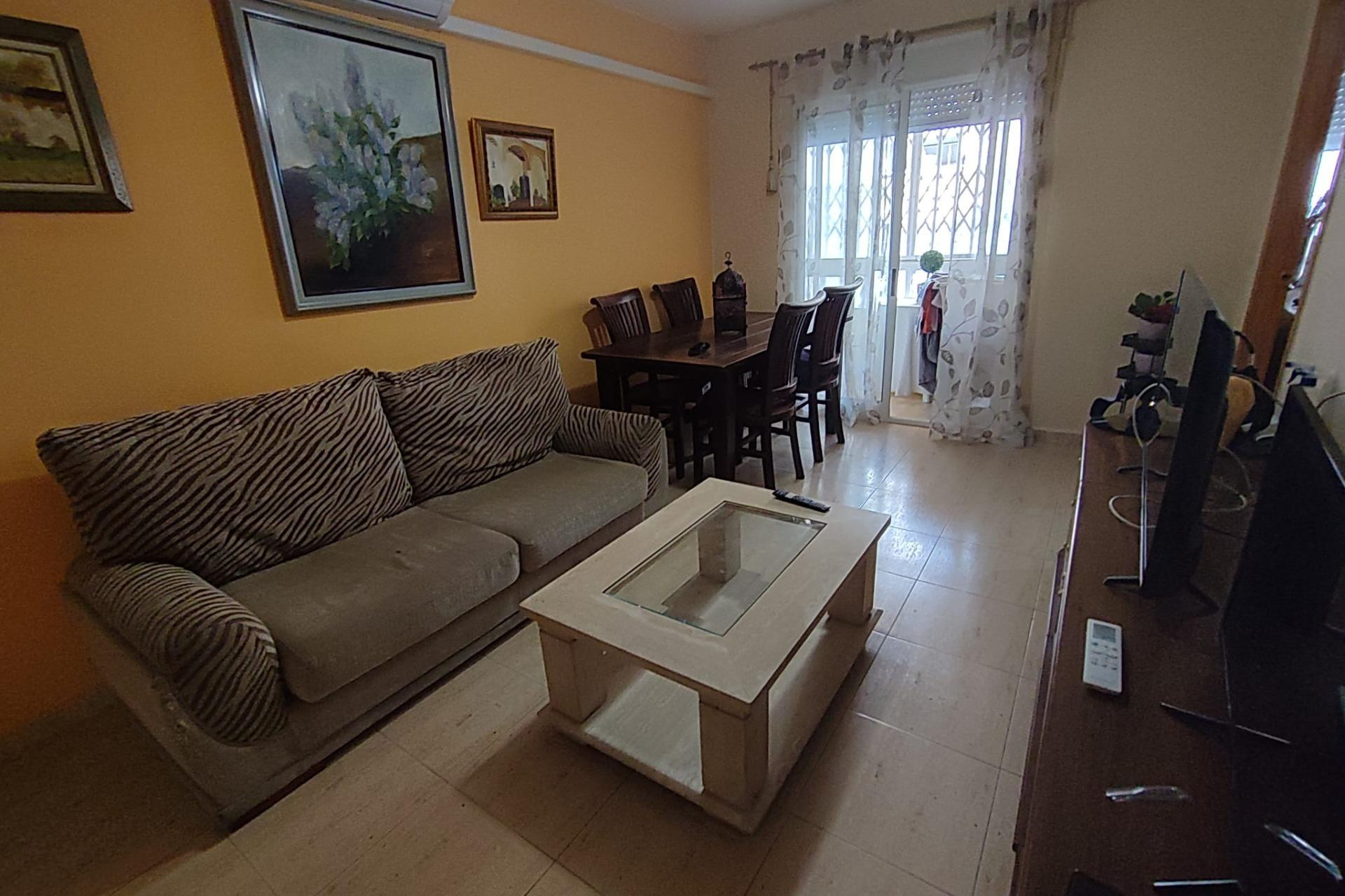 Resale - Apartment  - Torrevieja - Acequion