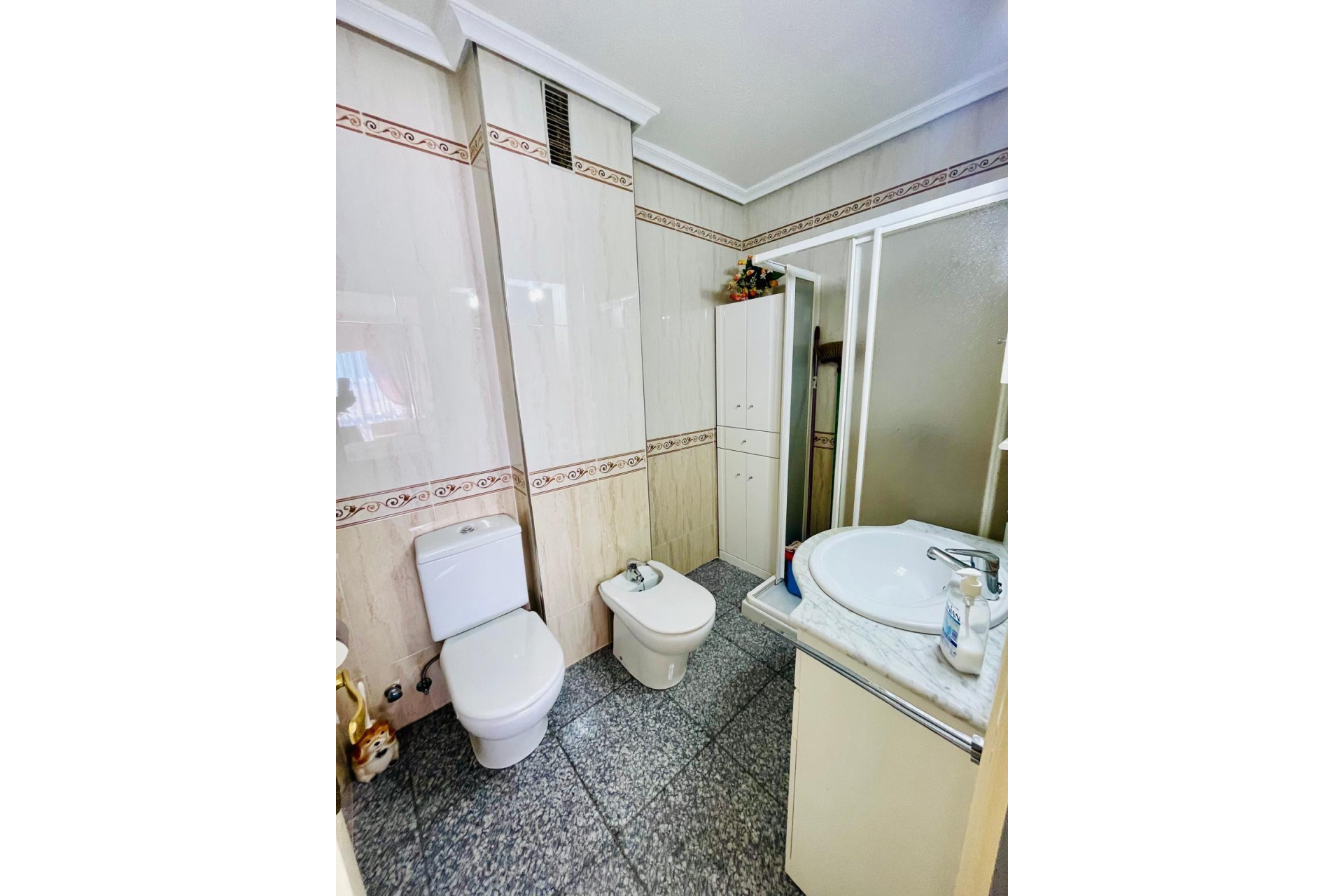 Resale - Apartment  - Torrevieja - Acequion