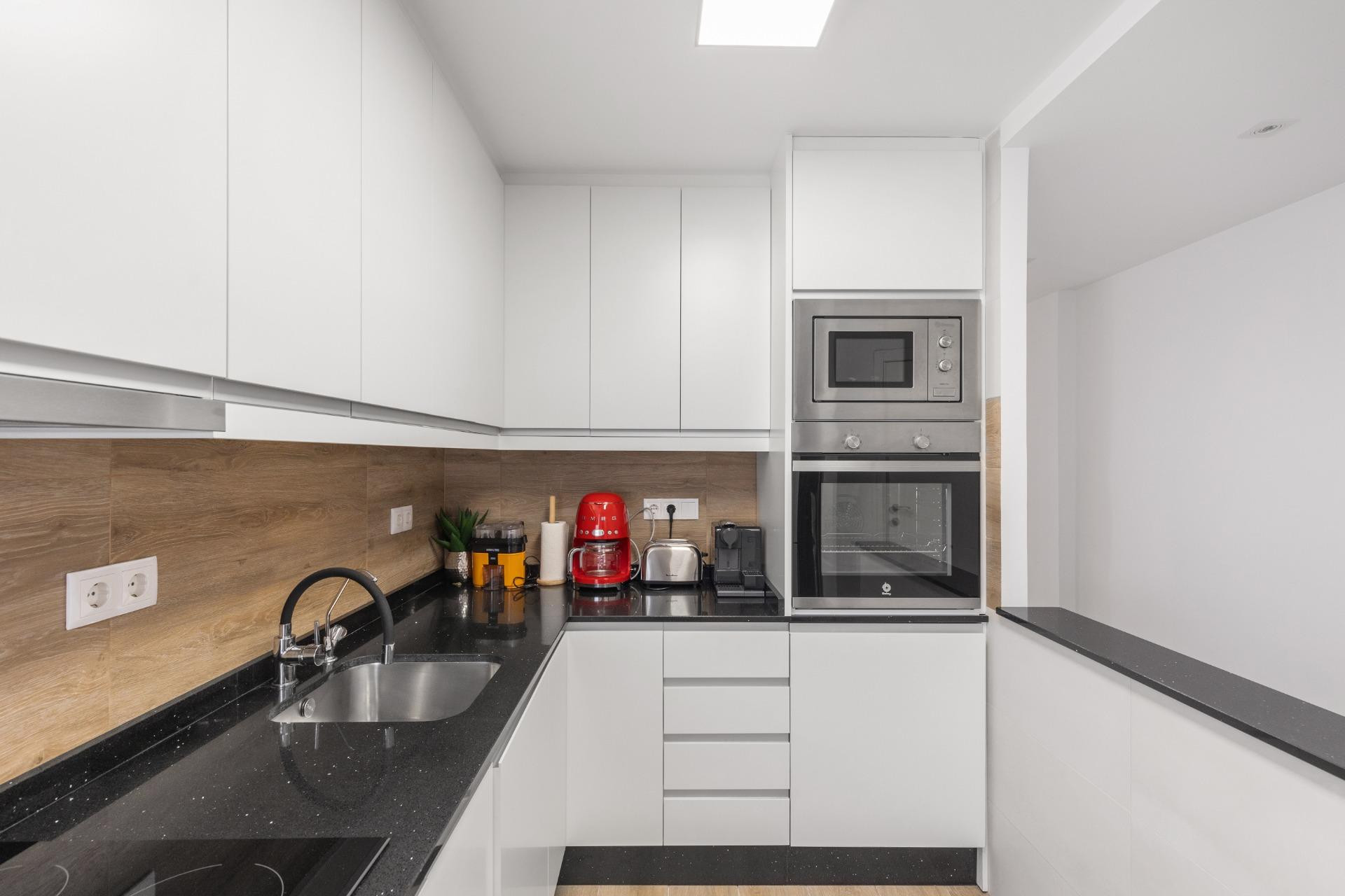 Resale - Apartment  - Torrevieja - Acequion