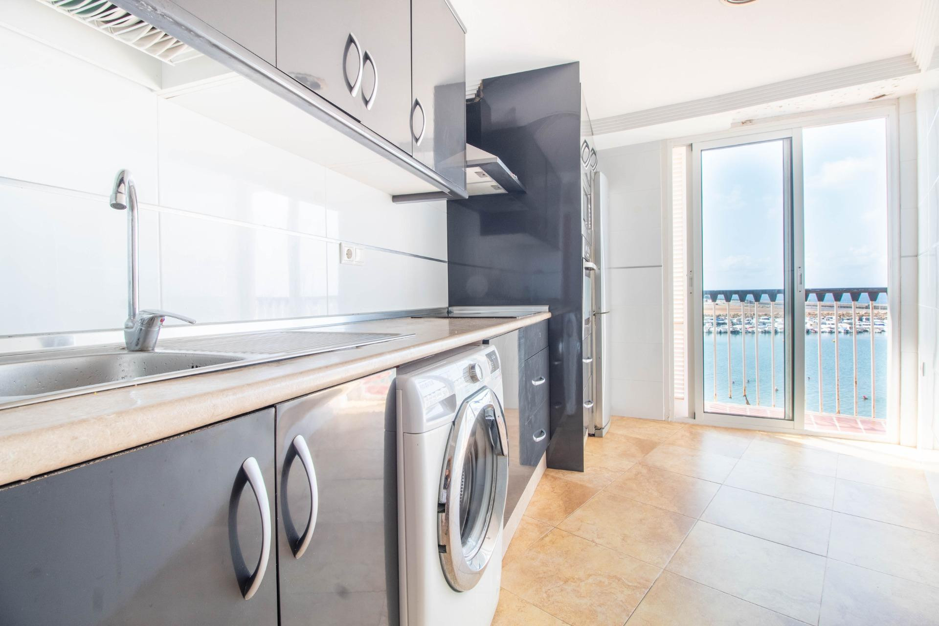 Resale - Apartment  - Torrevieja - Acequion