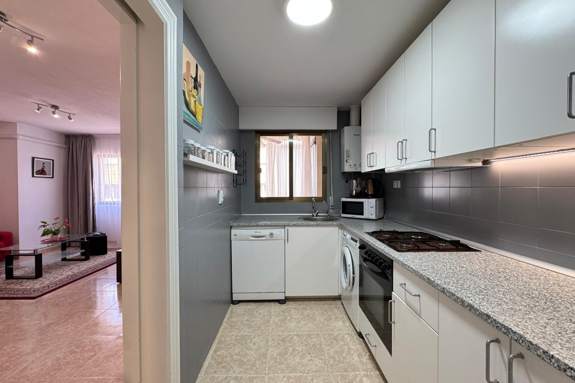 Resale - Apartment  - Torrevieja - Acequion