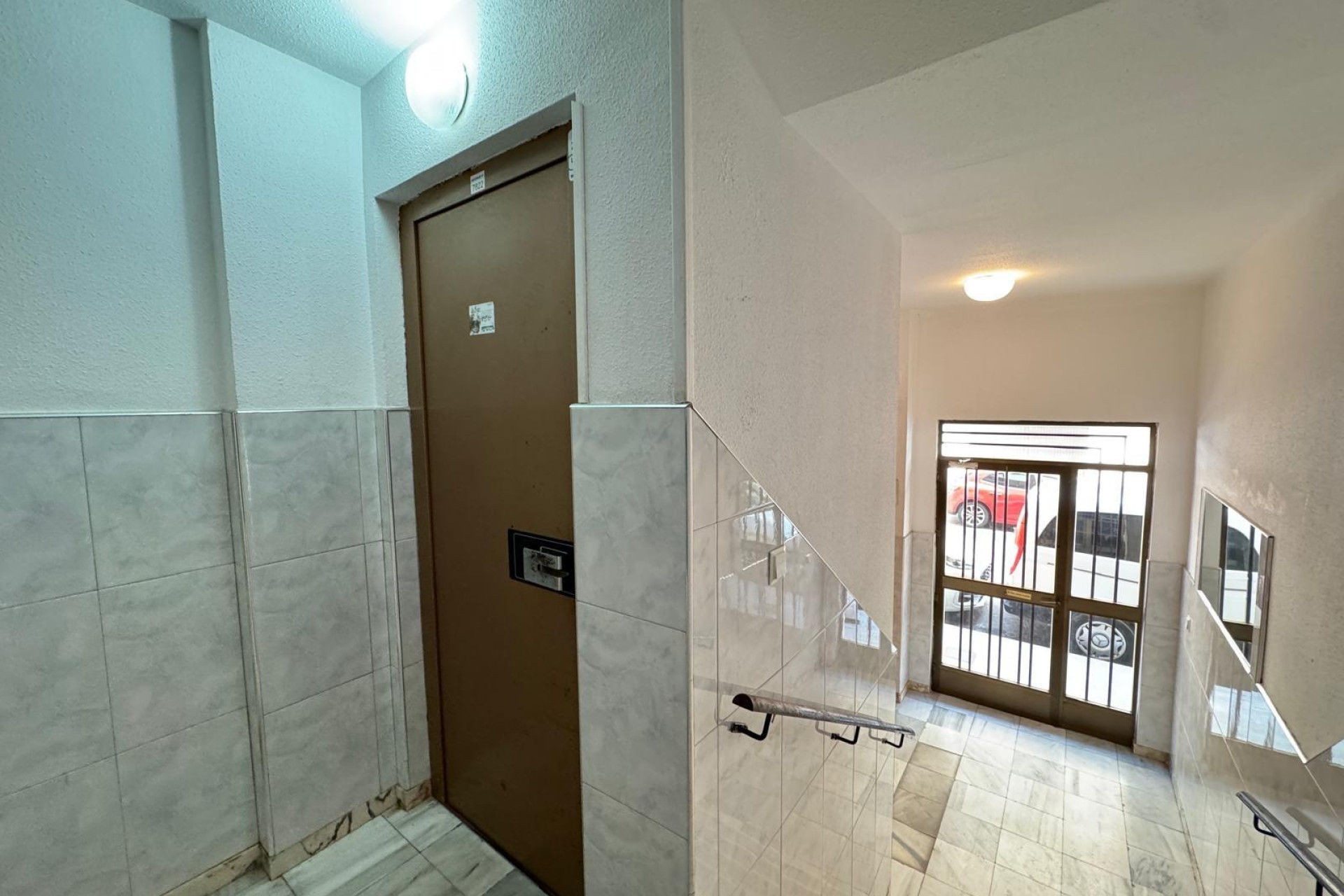 Resale - Apartment  - Torrevieja - Acequion