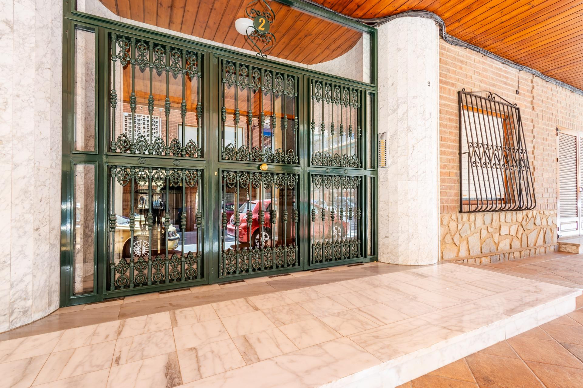 Resale - Apartment  - Torrevieja - Acequion