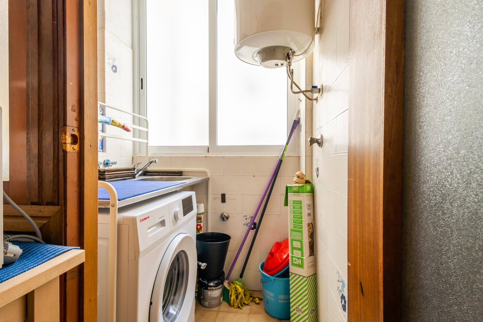 Resale - Apartment  - Torrevieja - Acequion