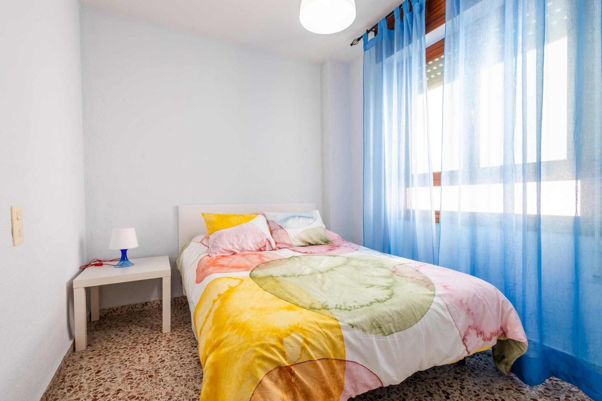 Resale - Apartment  - Torrevieja - Acequion