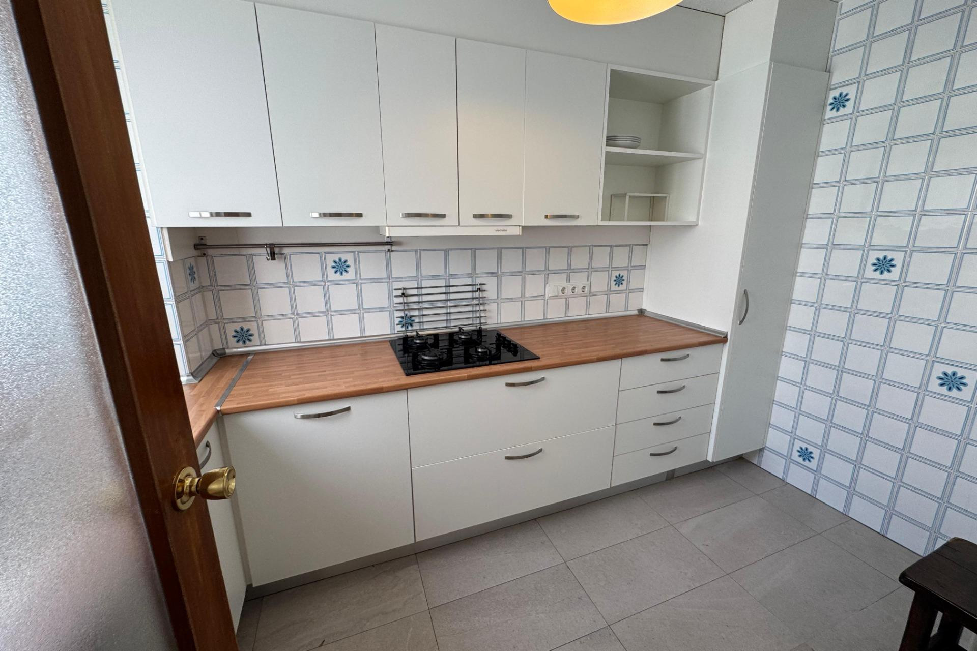 Resale - Apartment  - Torrevieja - Acequion