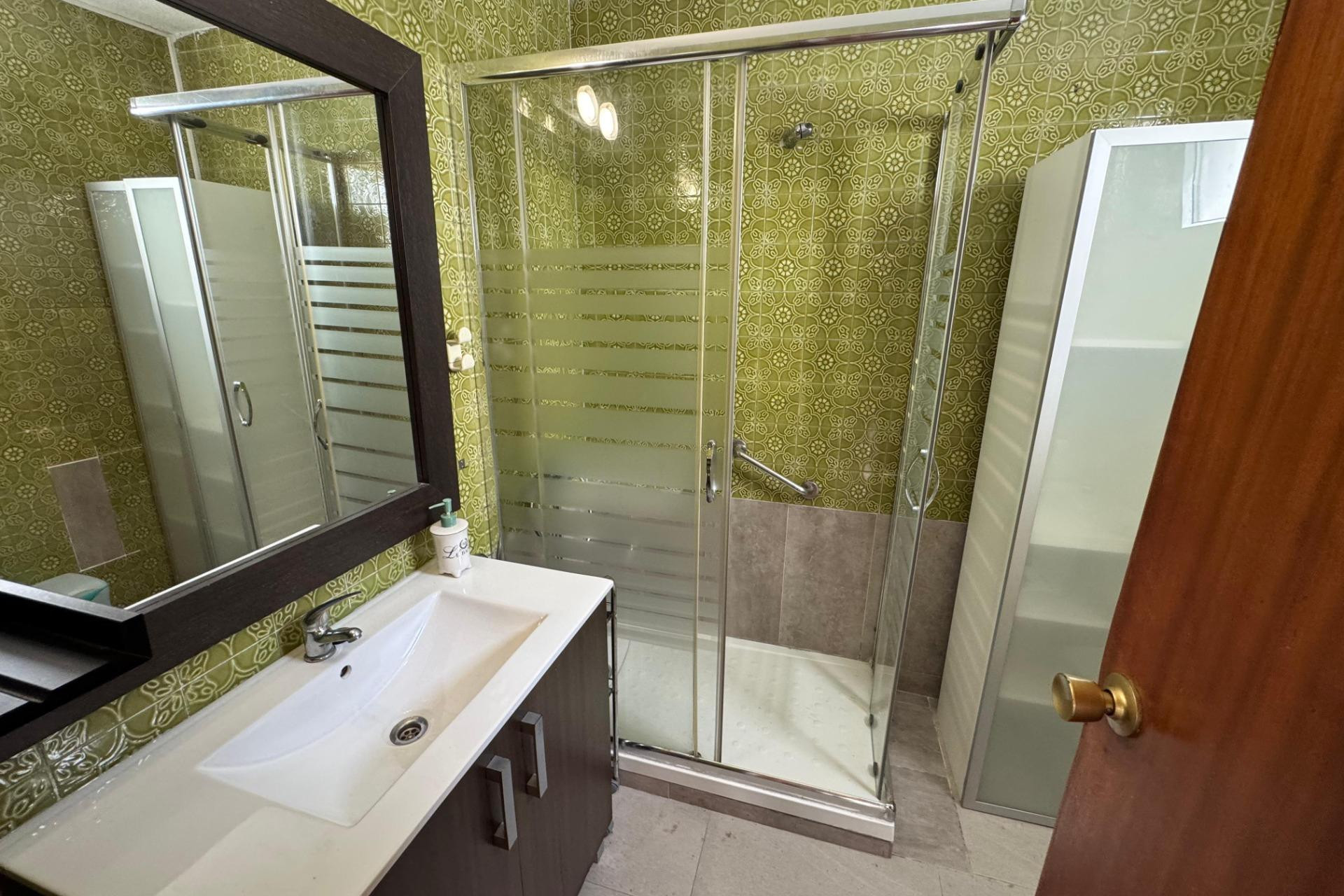 Resale - Apartment  - Torrevieja - Acequion