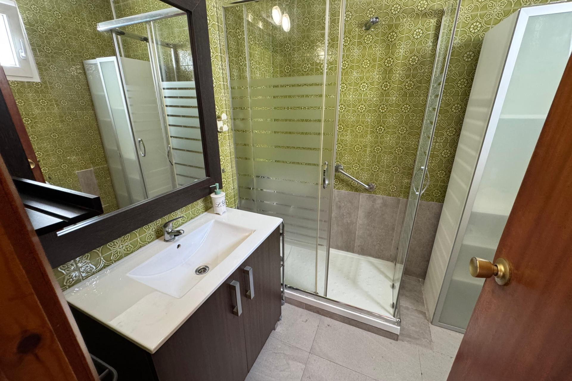 Resale - Apartment  - Torrevieja - Acequion