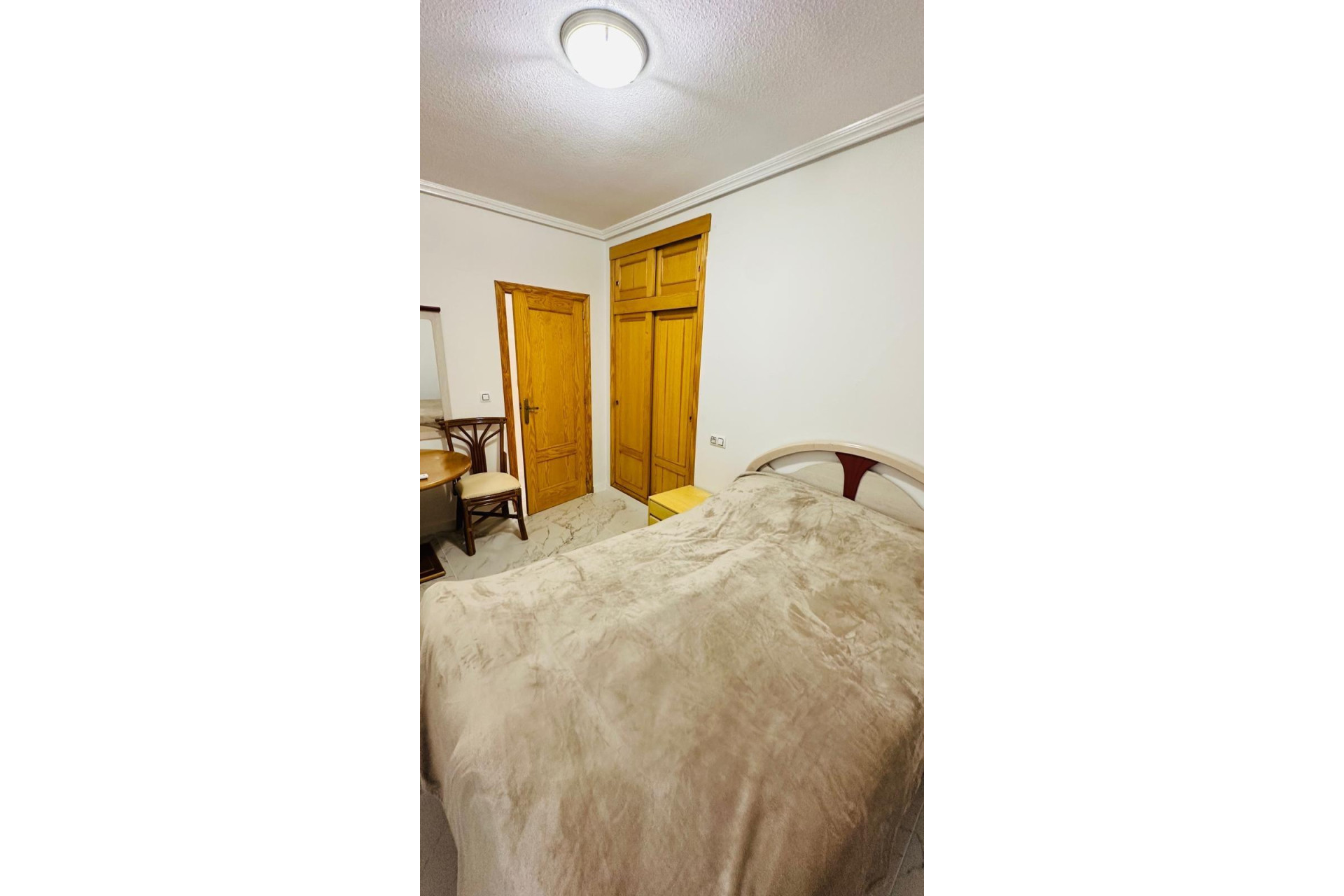 Resale - Apartment  - Torrevieja - Acequion