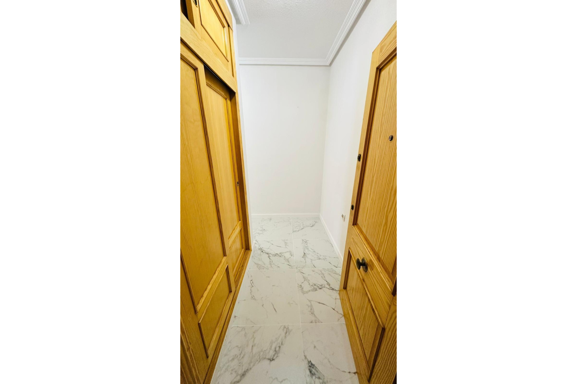 Resale - Apartment  - Torrevieja - Acequion