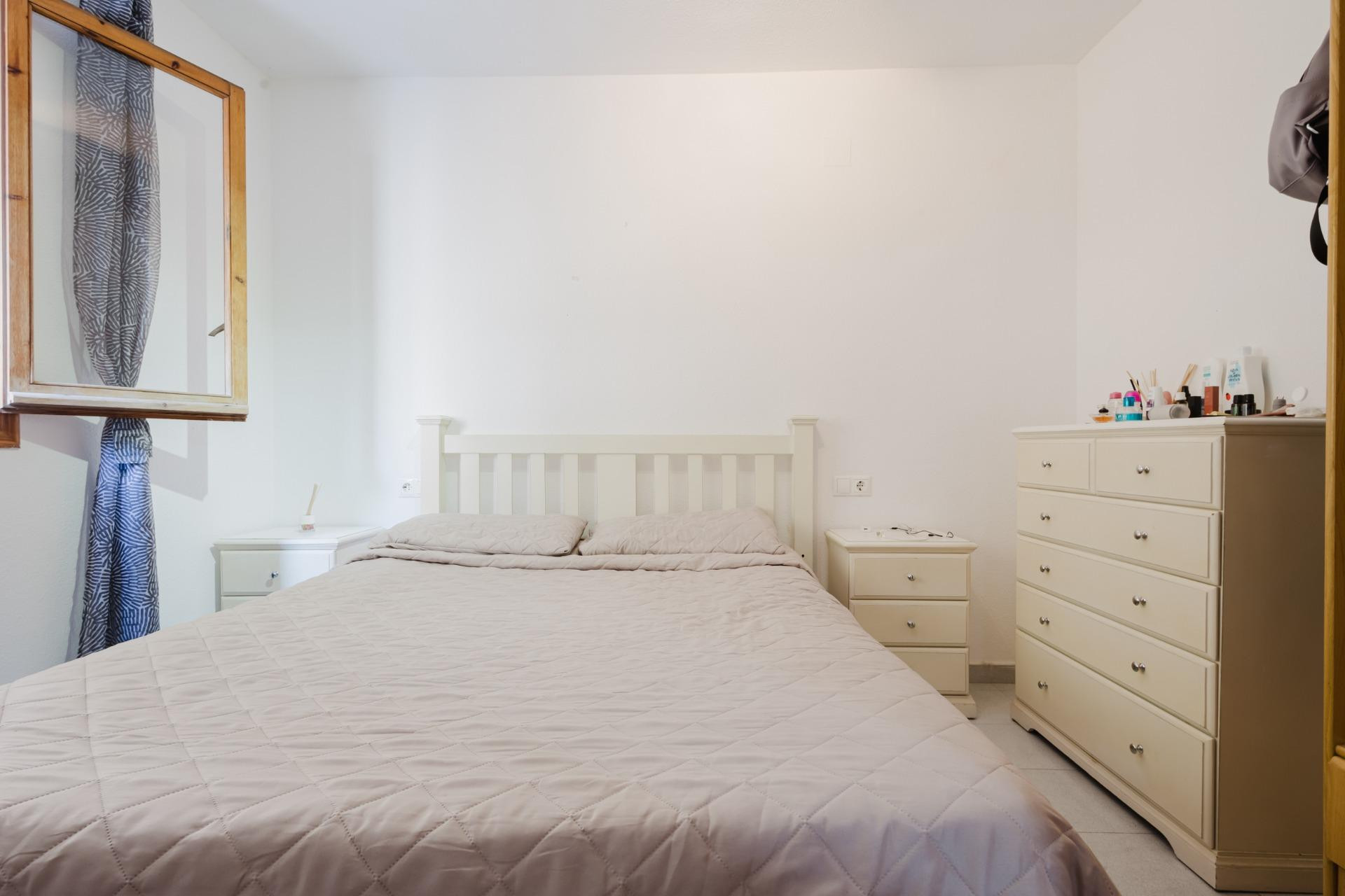 Resale - Apartment  - Torrevieja - Acequion