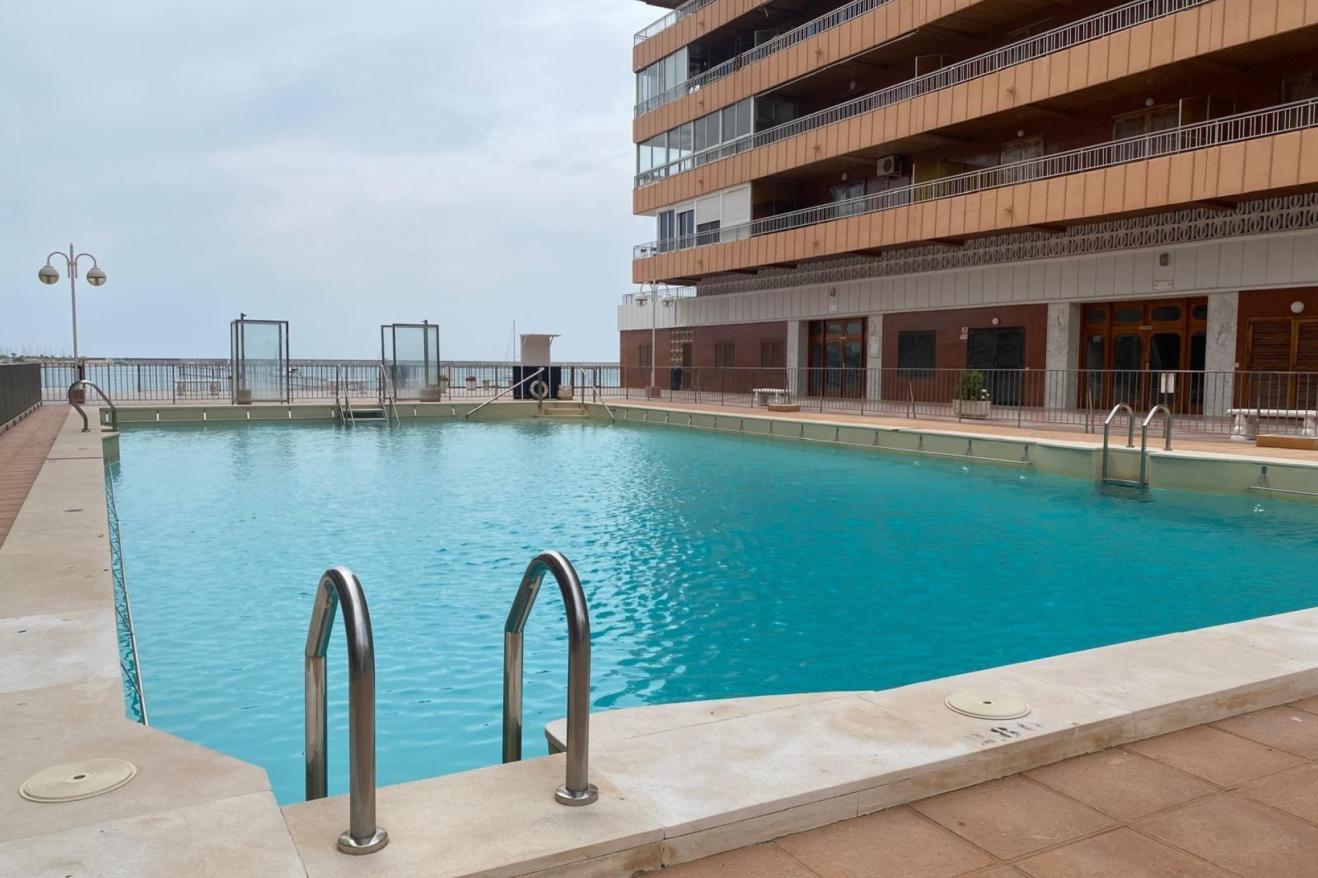 Resale - Apartment  - Torrevieja - Acequion