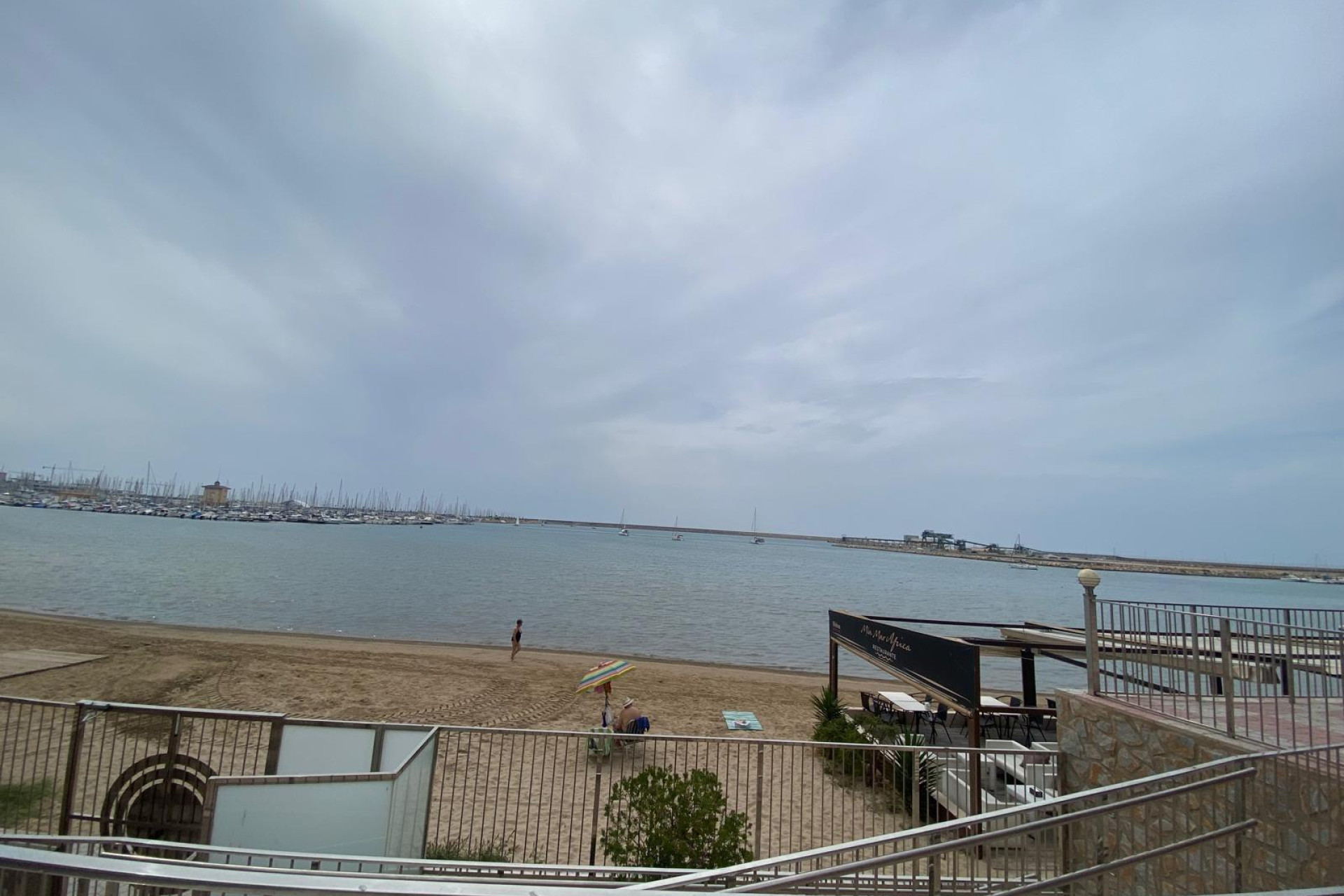 Resale - Apartment  - Torrevieja - Acequion