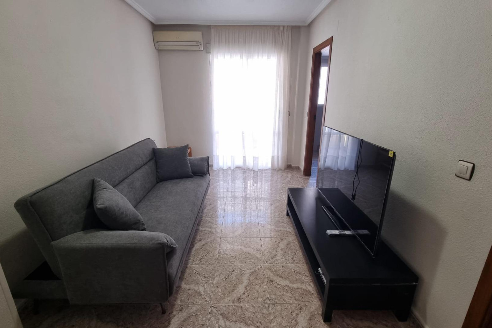 Resale - Apartment  - Torrevieja - Acequion