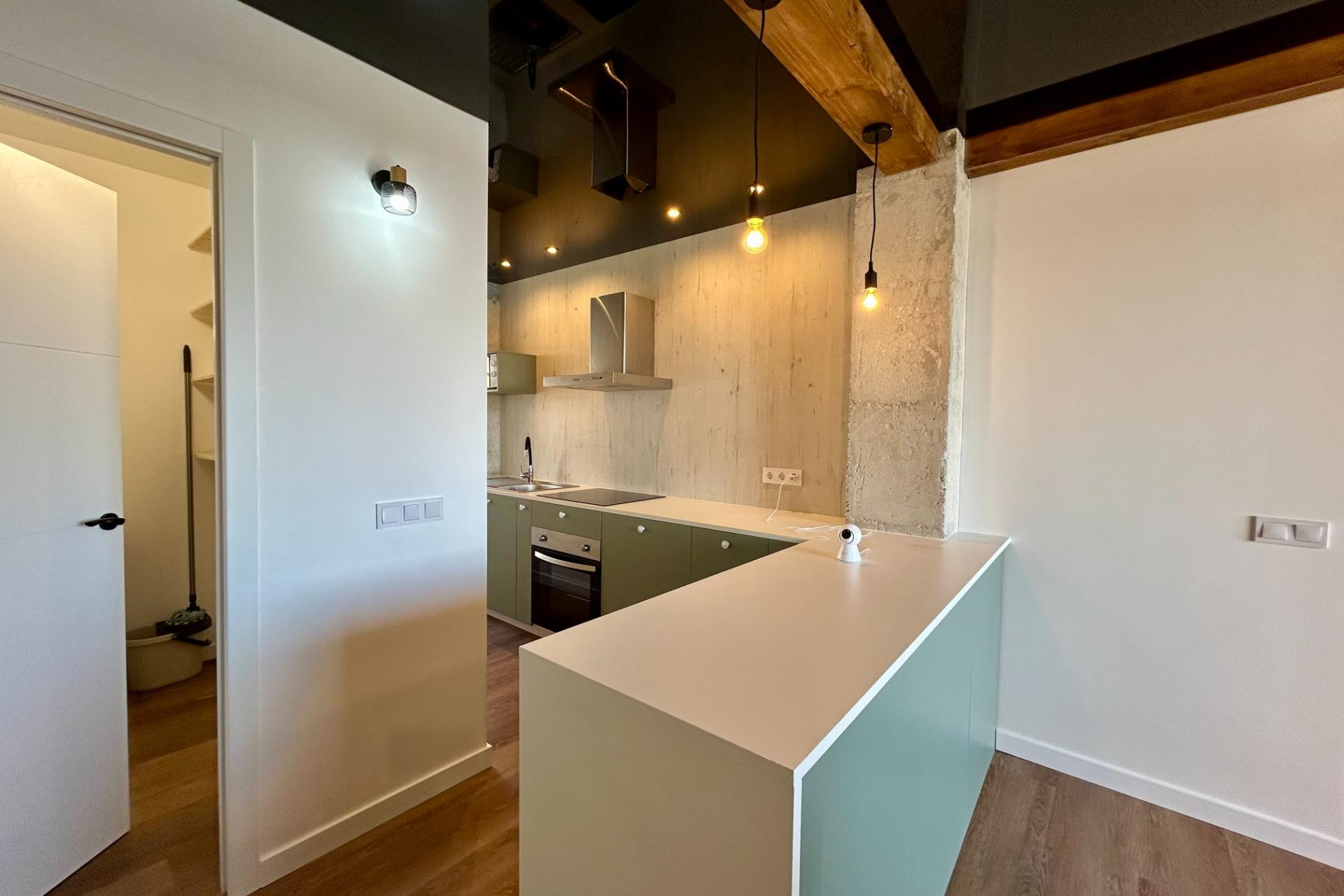 Resale - Apartment  - Torrevieja - Acequion