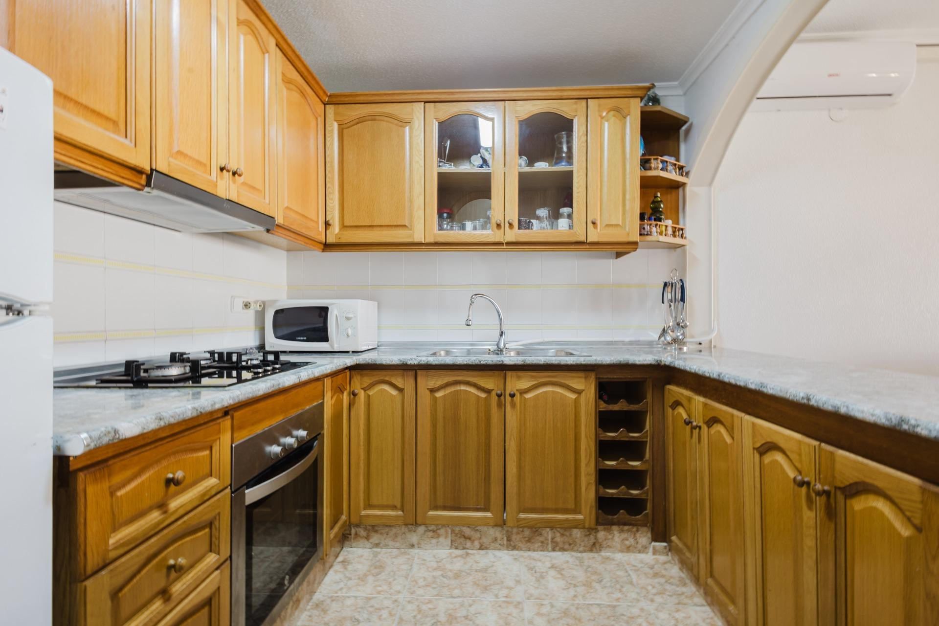 Resale - Apartment  - Torrevieja - Acequion