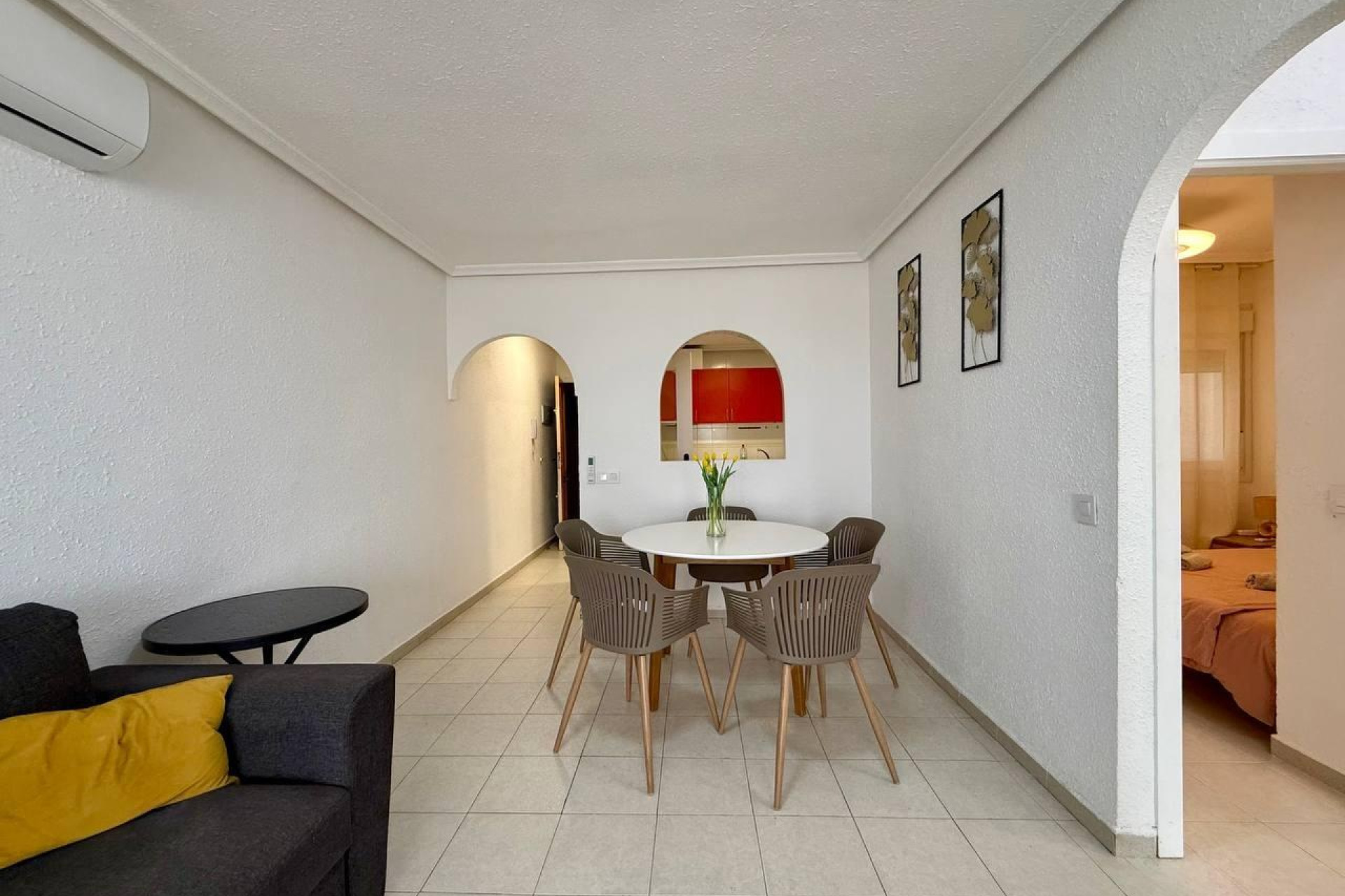 Resale - Apartment  - Torrevieja - Acequion