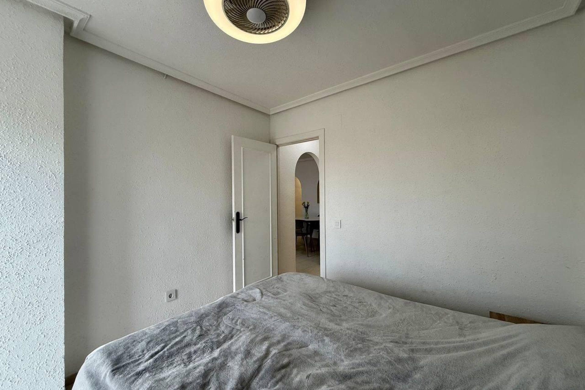 Resale - Apartment  - Torrevieja - Acequion