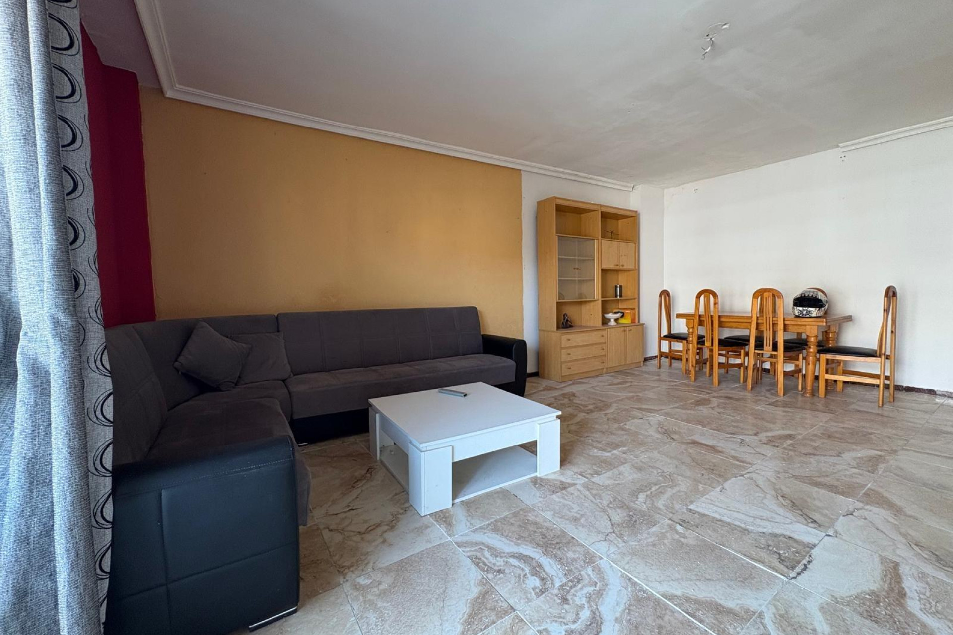 Resale - Apartment  - Torrevieja - Acequion