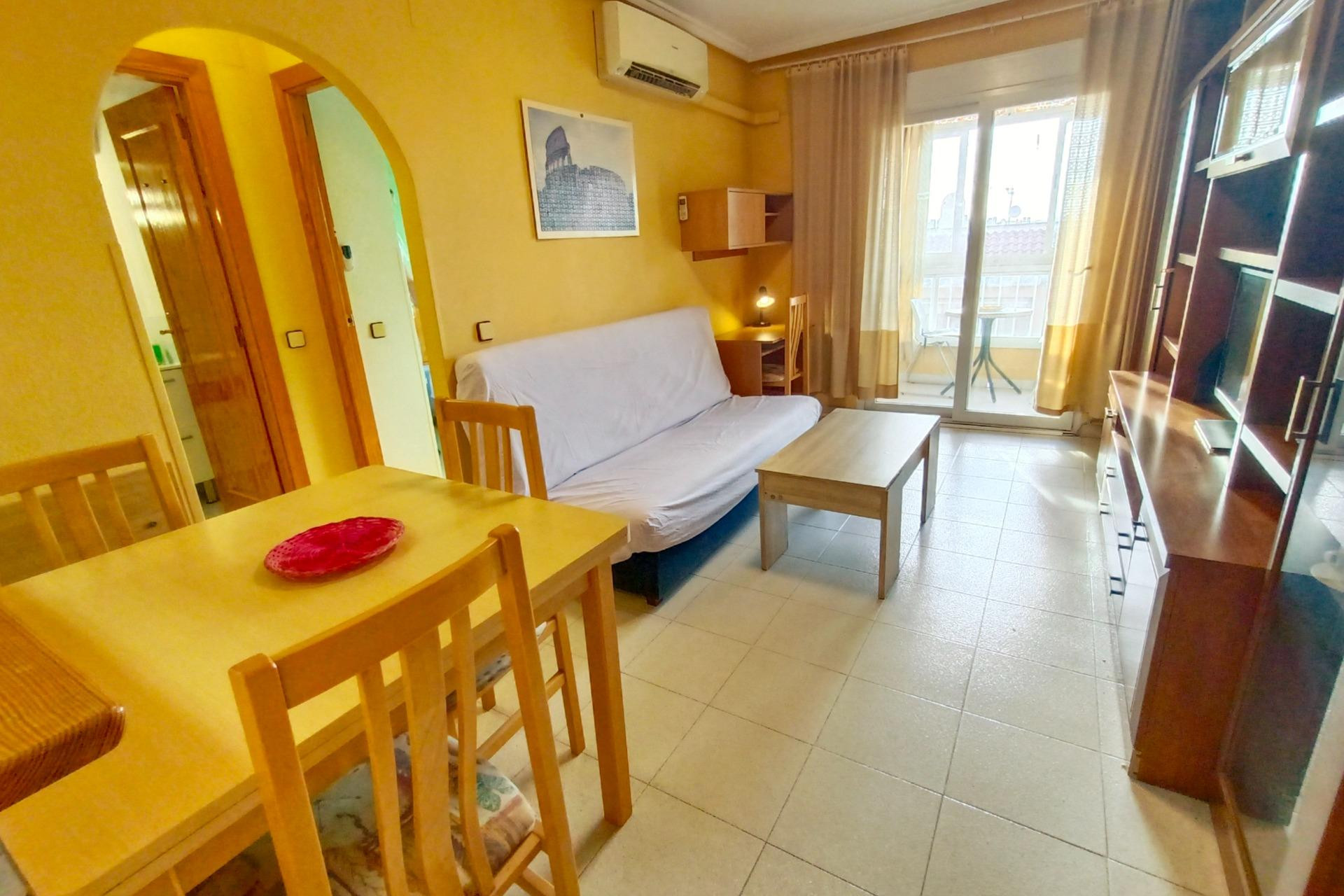 Resale - Apartment  - Torrevieja - Acequion