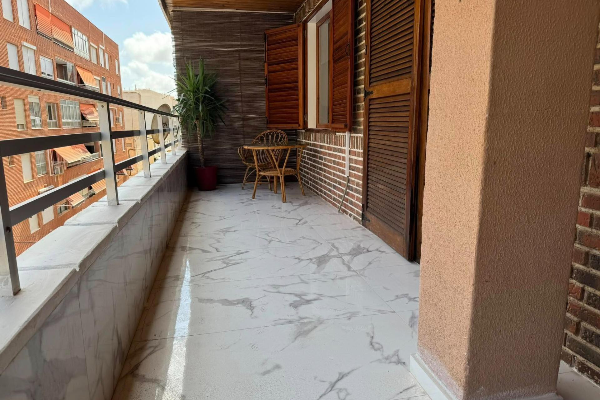 Resale - Apartment  - Torrevieja - Acequion