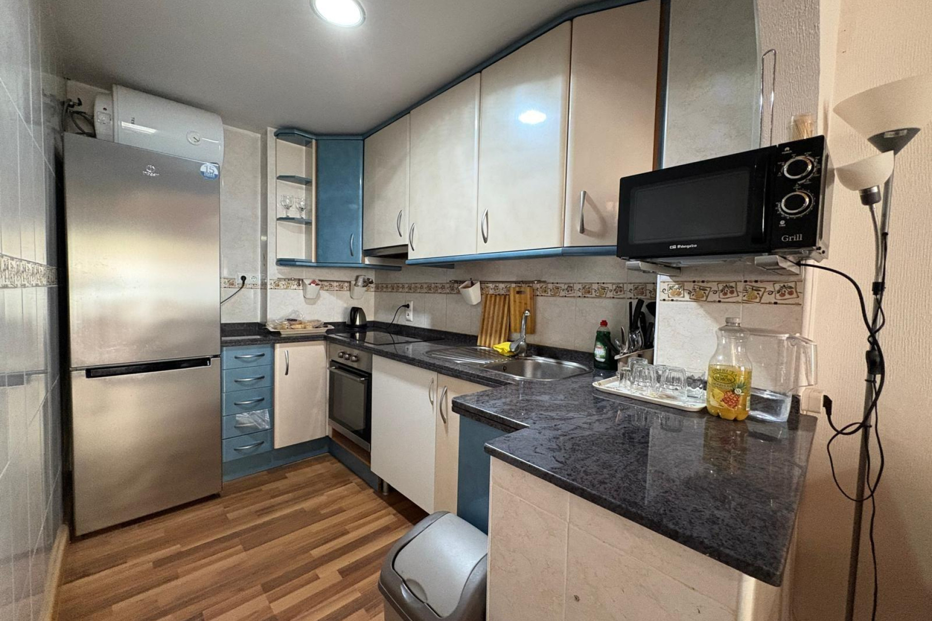 Resale - Apartment  - Torrevieja - Acequion