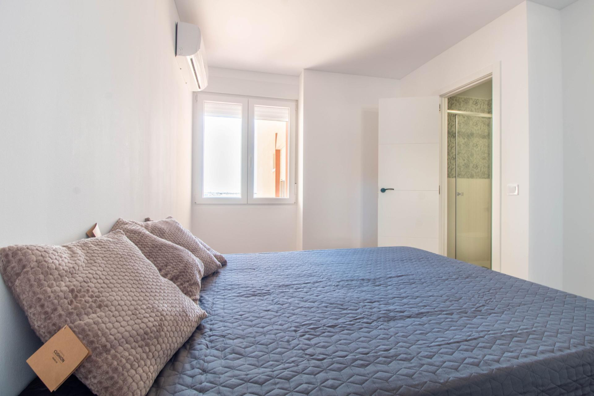 Resale - Apartment  - Torrevieja - Acequion