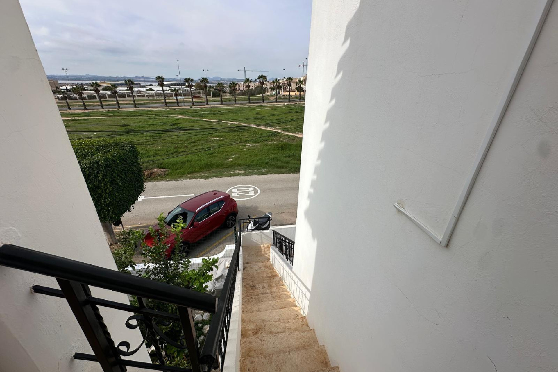 Resale - Apartment  - Torrevieja - Aguas nuevas 2