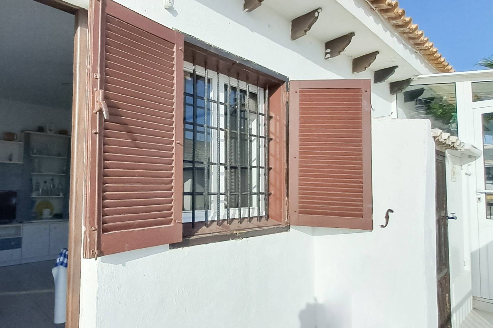 Resale - Apartment  - Torrevieja - Aguas nuevas 2