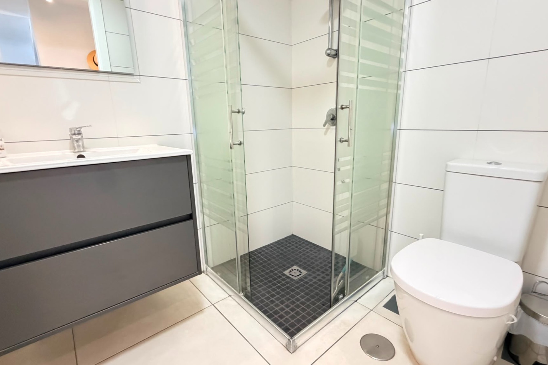 Resale - Apartment  - Torrevieja - Aguas Nuevas