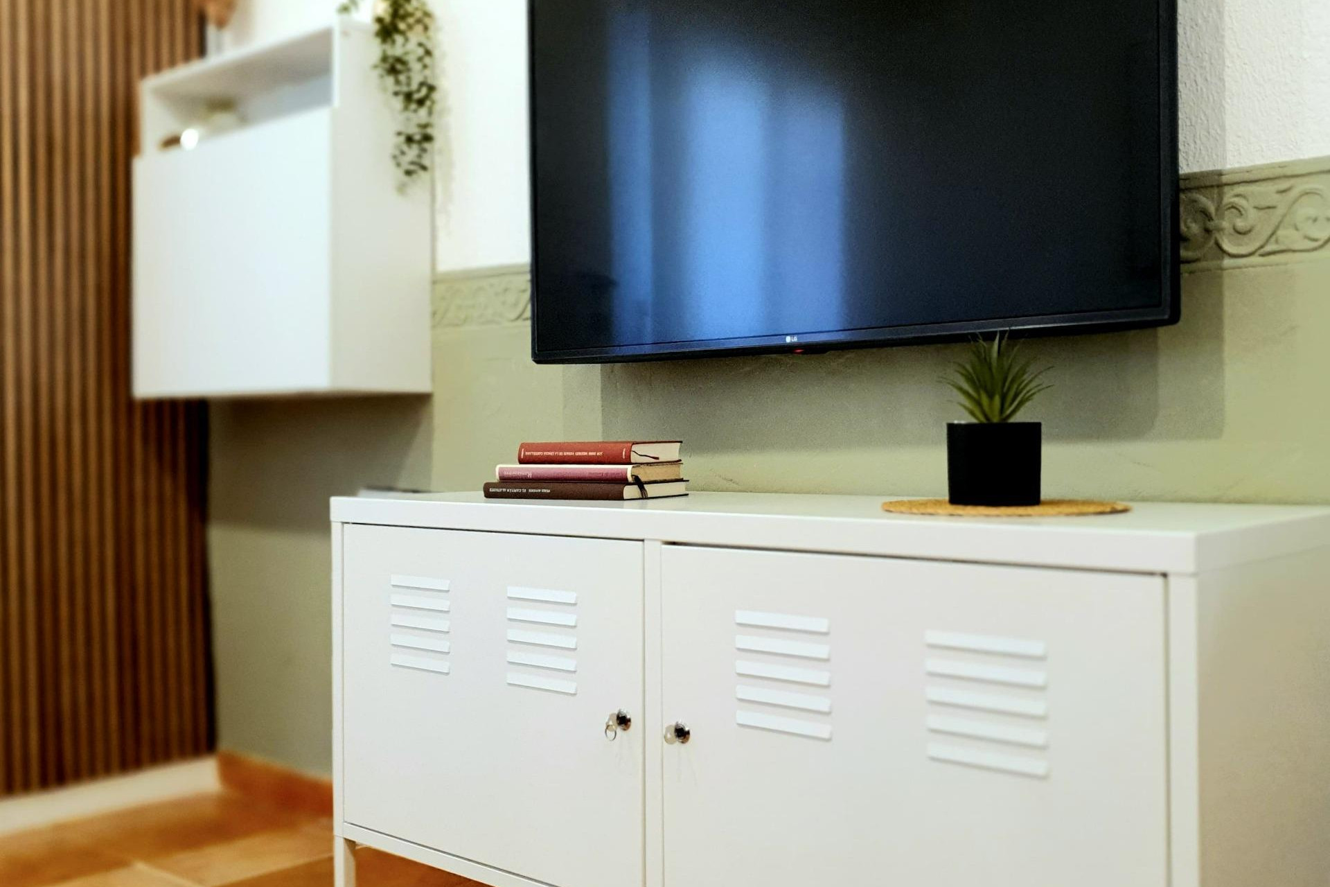 Resale - Apartment  - Torrevieja - Aguas Nuevas