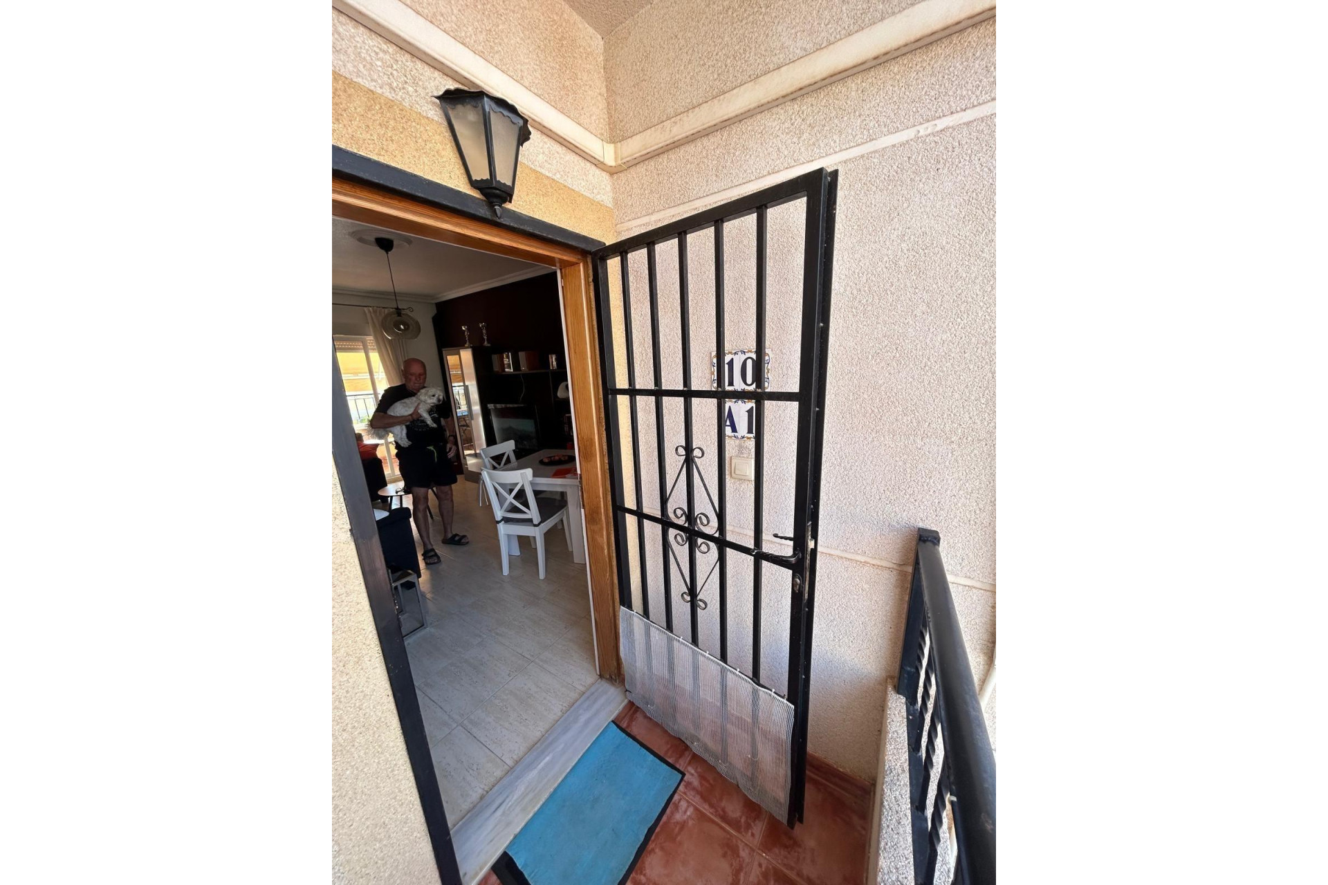 Resale - Apartment  - Torrevieja - Aguas Nuevas