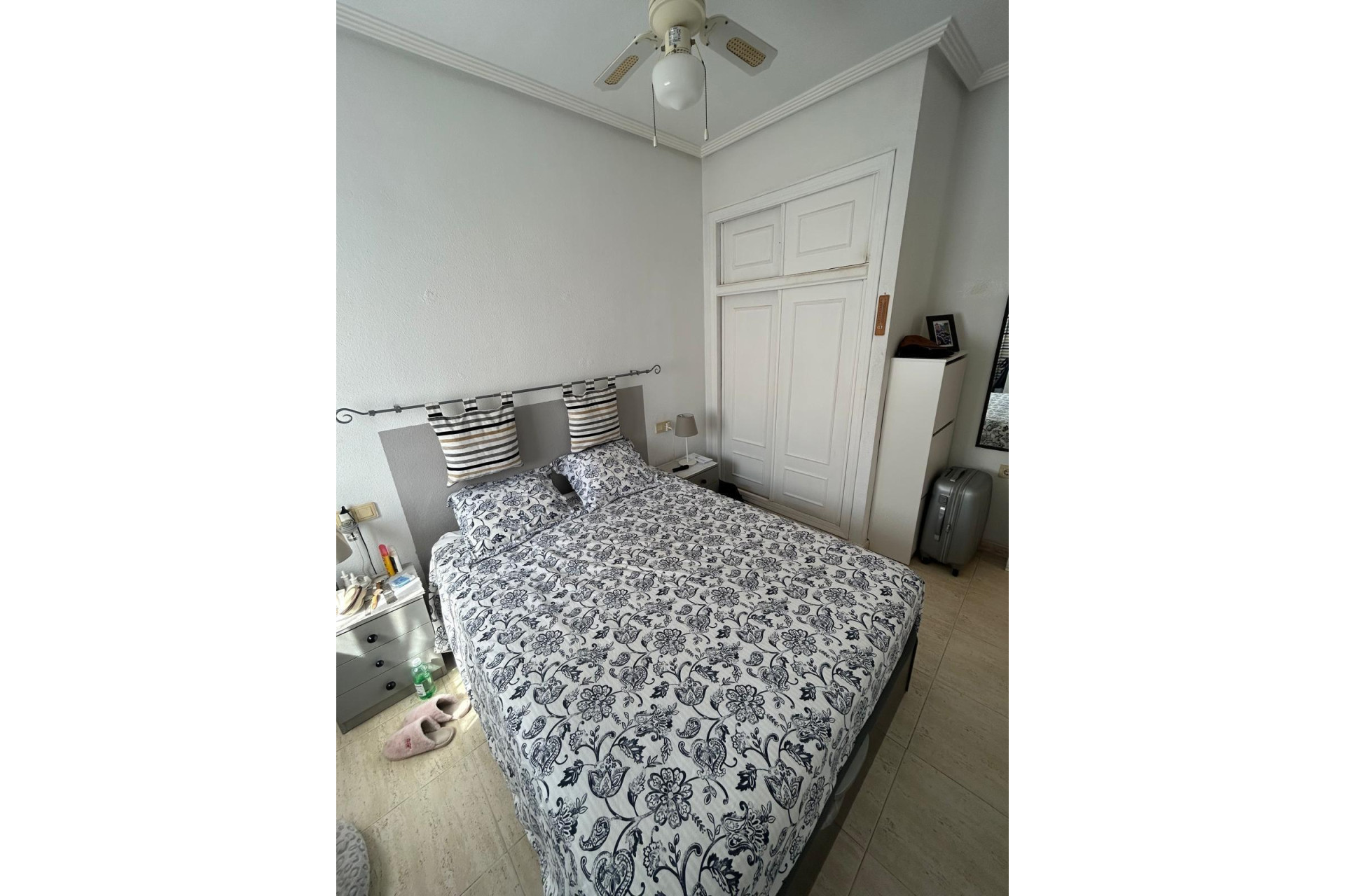 Resale - Apartment  - Torrevieja - Aguas Nuevas