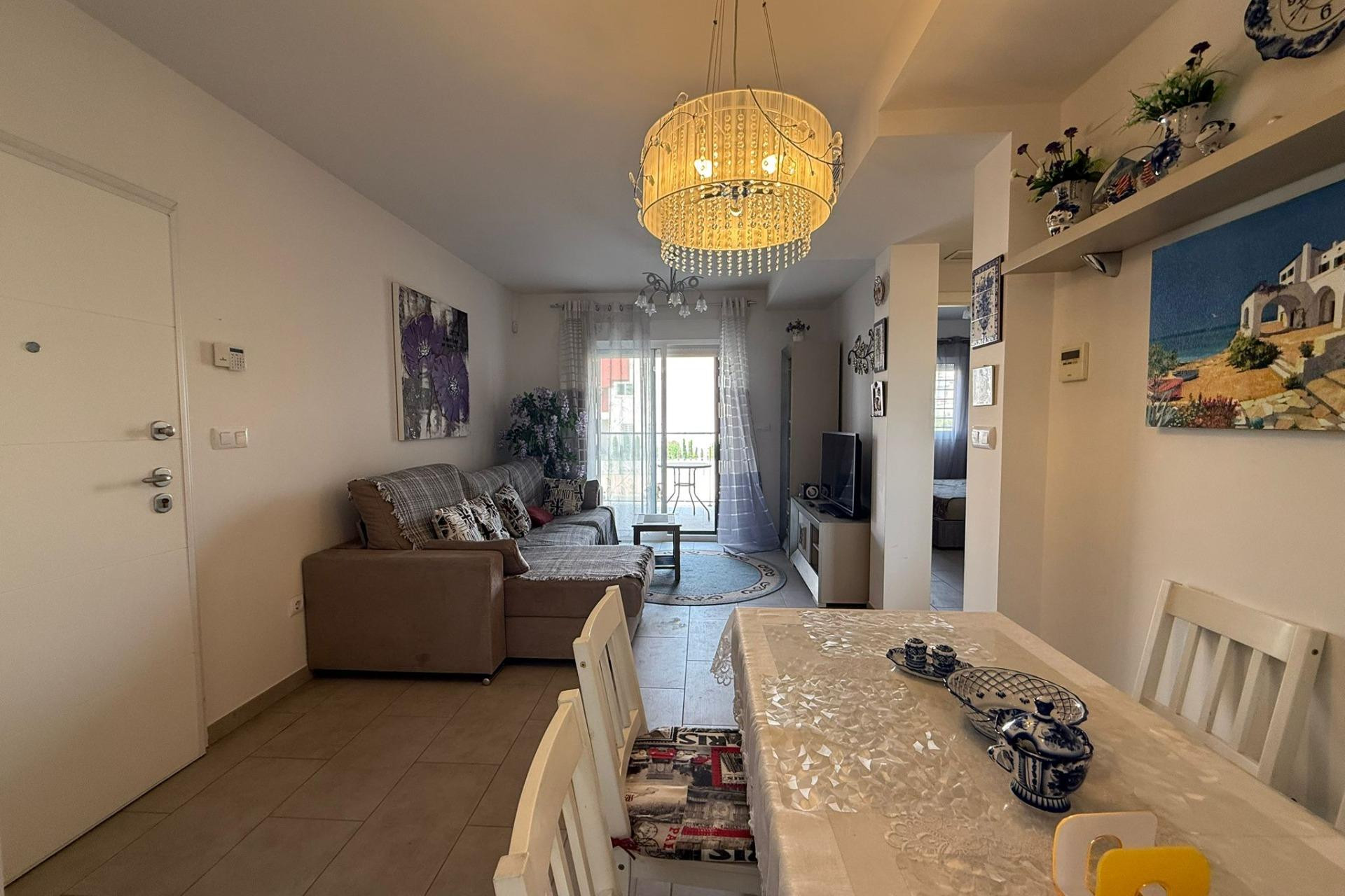 Resale - Apartment  - Torrevieja - Aguas Nuevas