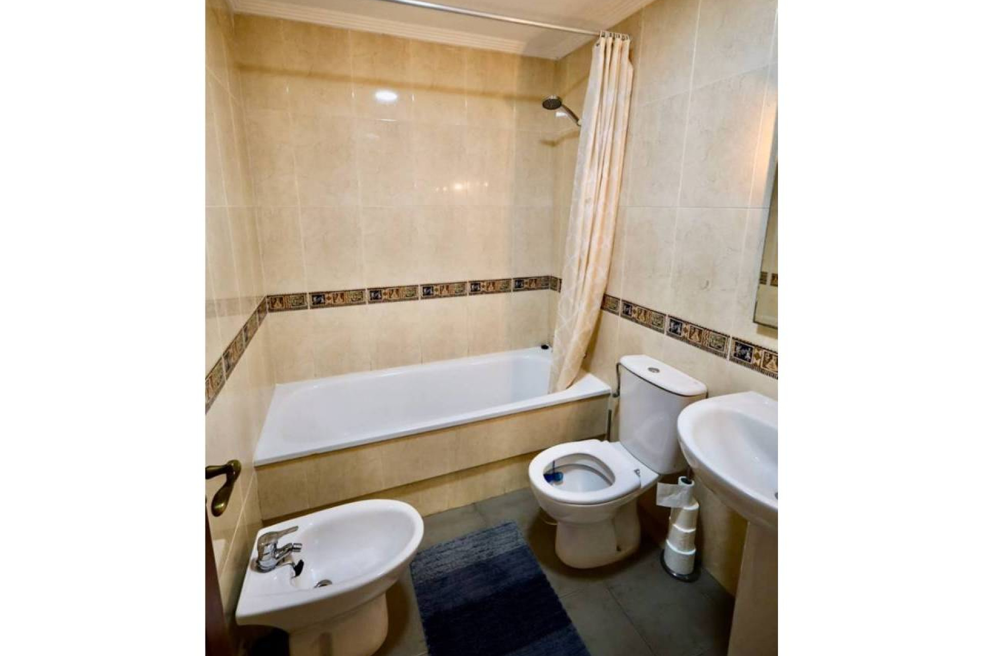 Resale - Apartment  - Torrevieja - Aguas Nuevas