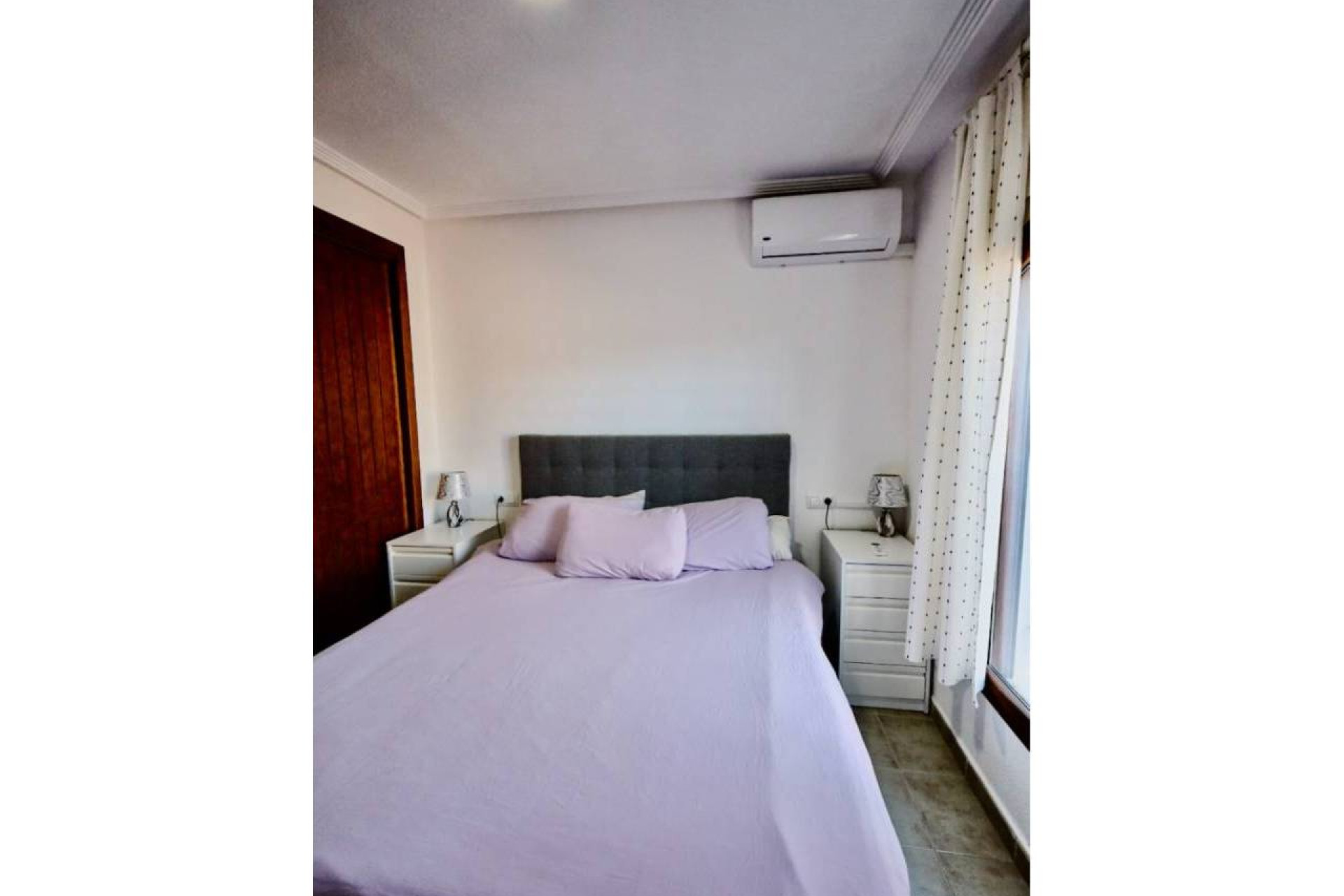 Resale - Apartment  - Torrevieja - Aguas Nuevas
