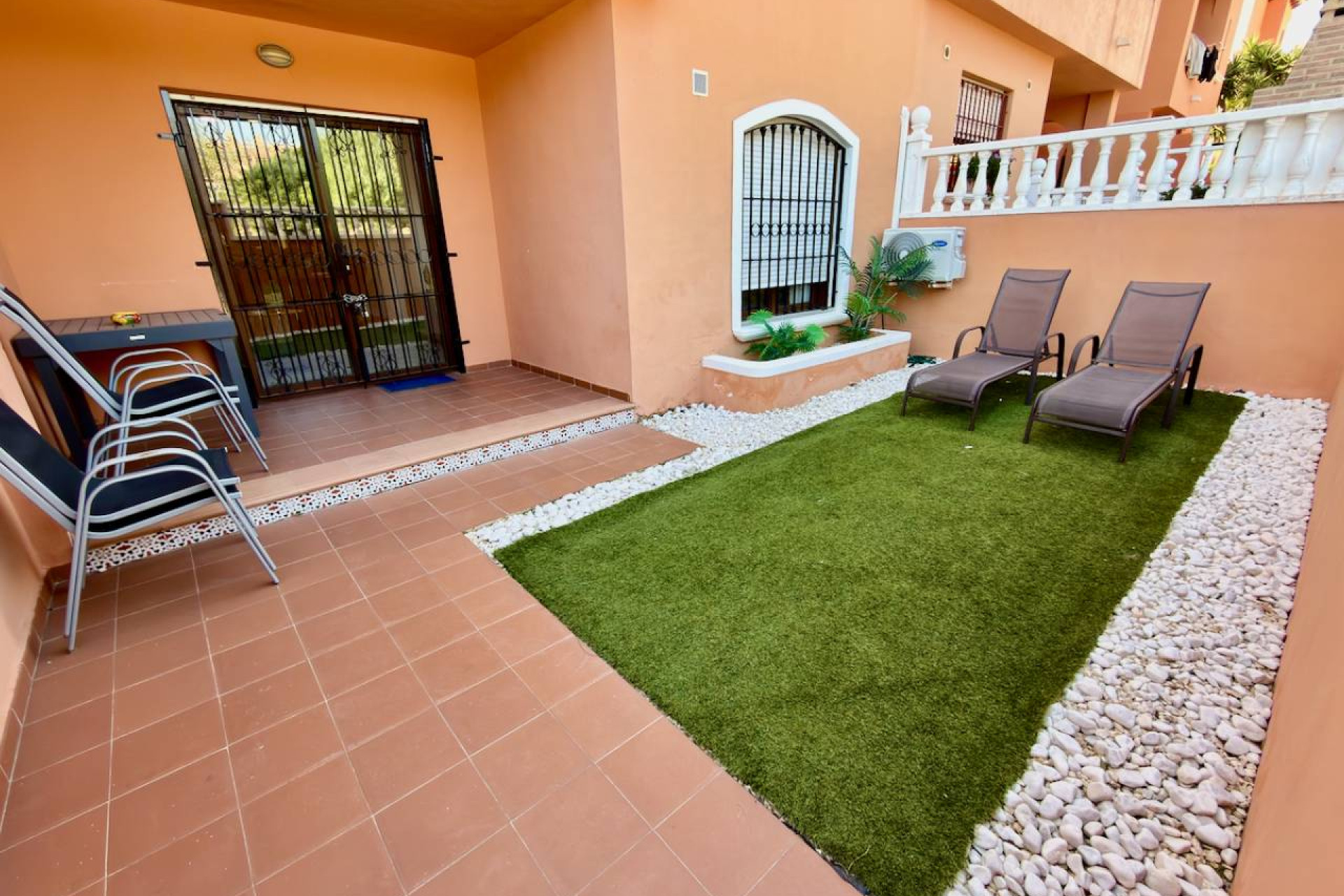 Resale - Apartment  - Torrevieja - Aguas Nuevas